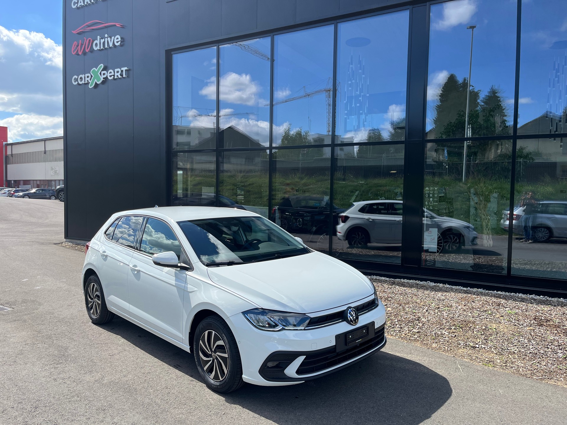 VW Polo 1.0 TSI Life DSG-image-0