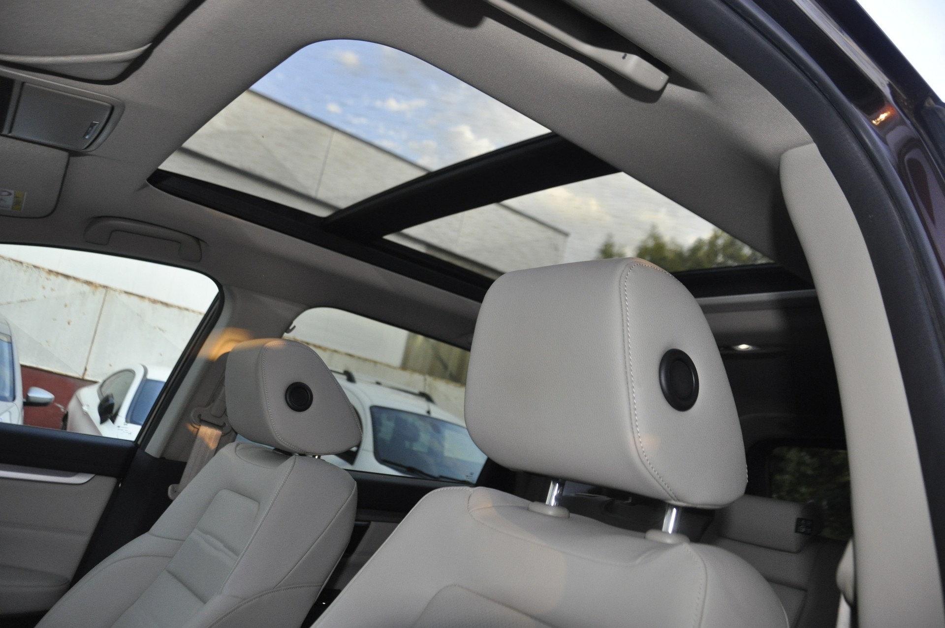 HONDA CR-V 2.0i MMD Hybrid Executive 4WD Automatic I Anhängerkupplung-image-5