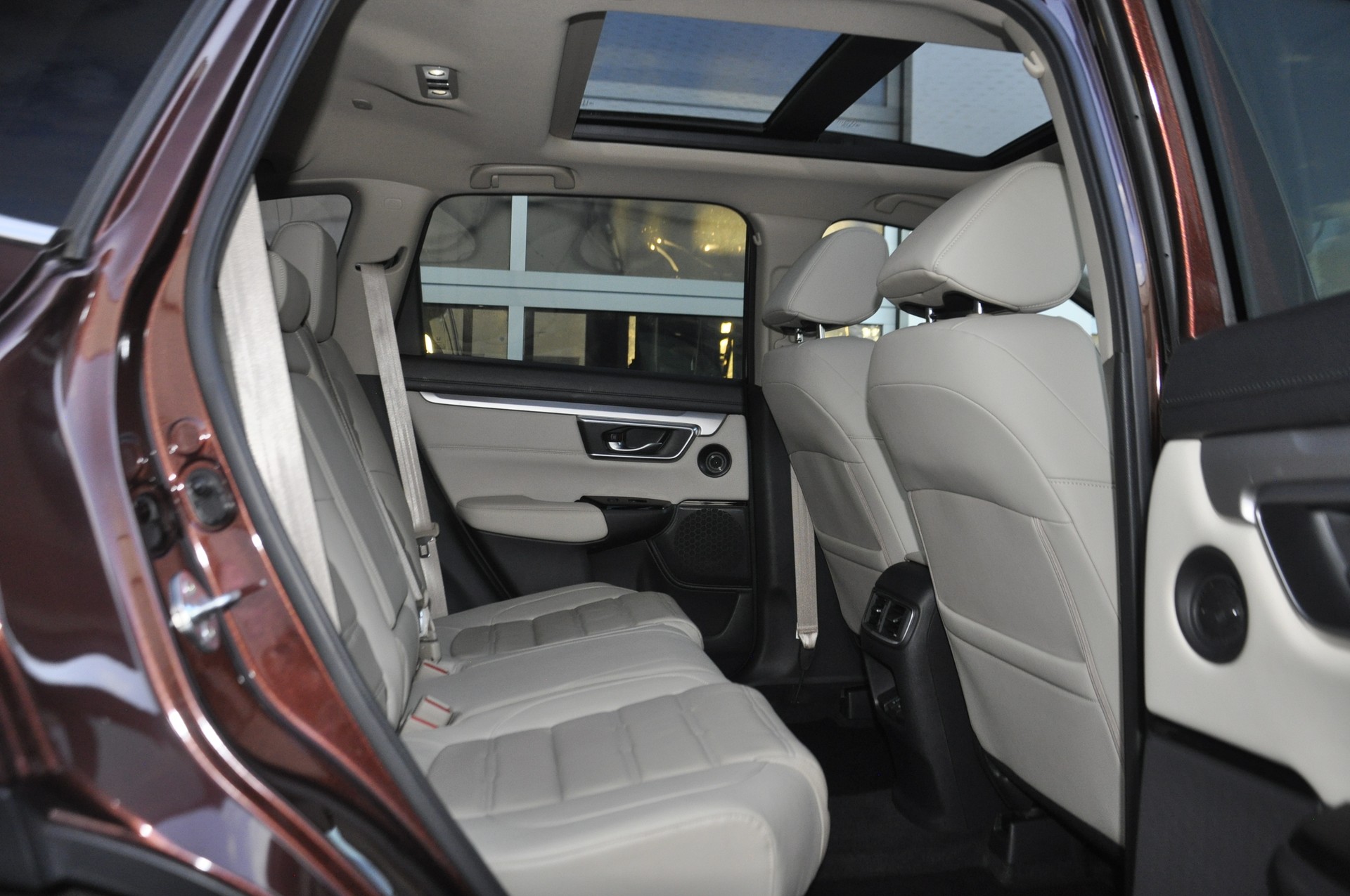 HONDA CR-V 2.0i MMD Hybrid Executive 4WD Automatic I Anhängerkupplung-image-8