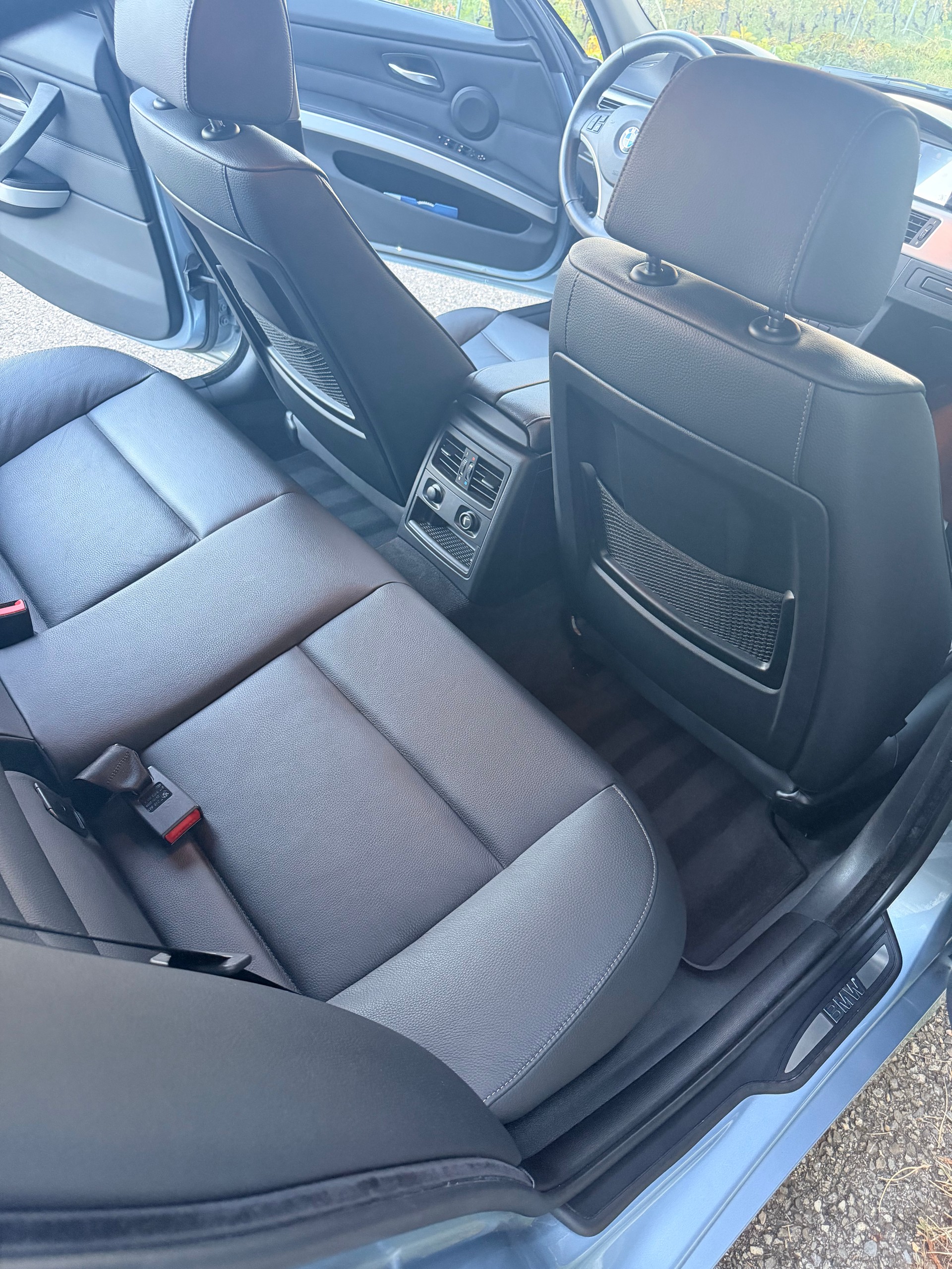 BMW 335i x-Drive Steptronic-image-8