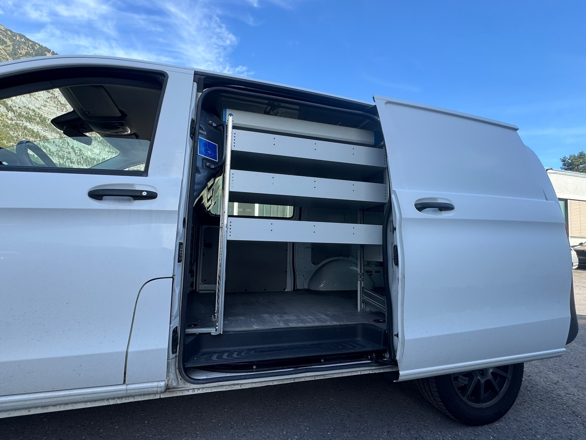 MERCEDES-BENZ Vito 116 CDI Lang 4Matic 7G-Tronic-image-14