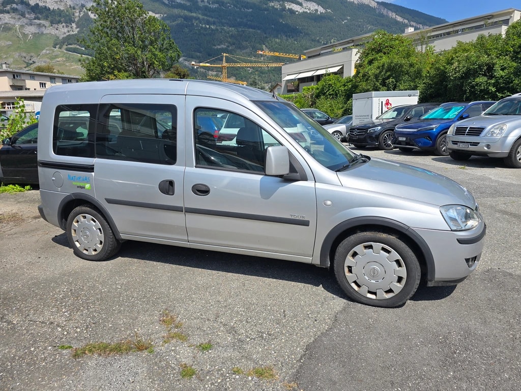 OPEL Combo 1.6 CNG Enjoy-image-3