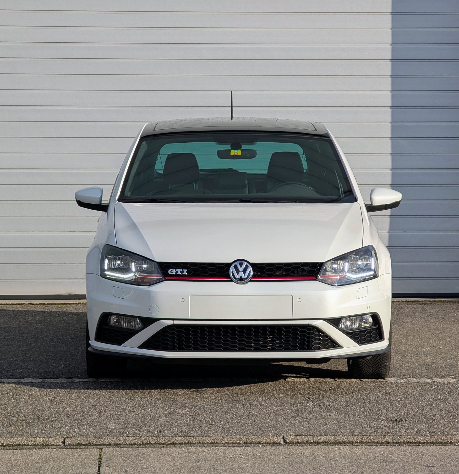 VW 1.8 TSI GTI DSG-image-2