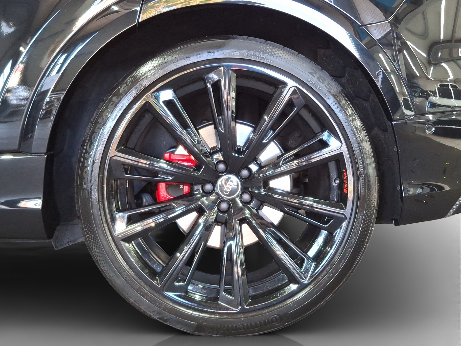 AUDI Q8 55 TFSI quattro tiptronic-image-13