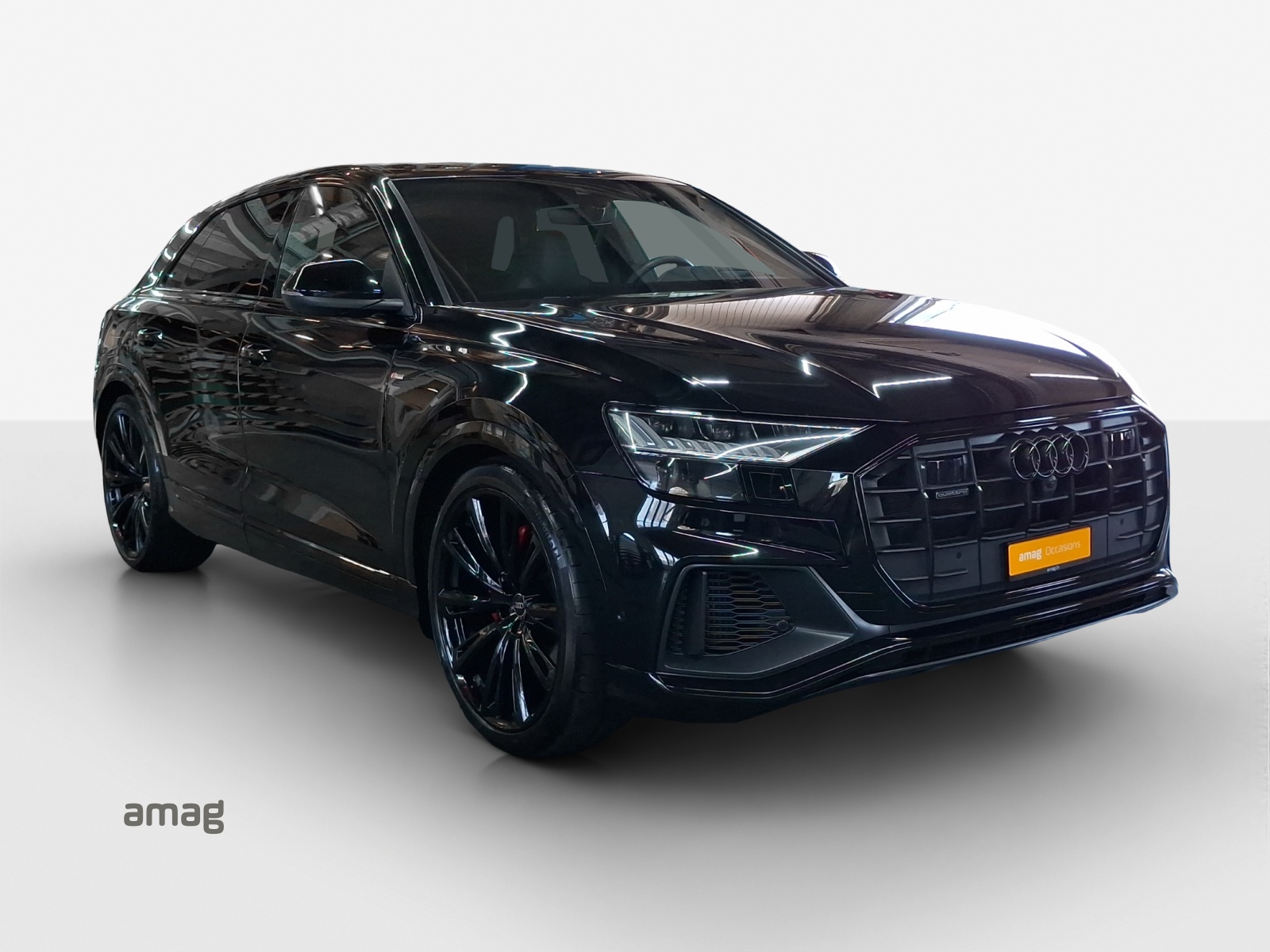 AUDI Q8 55 TFSI quattro tiptronic-image-5