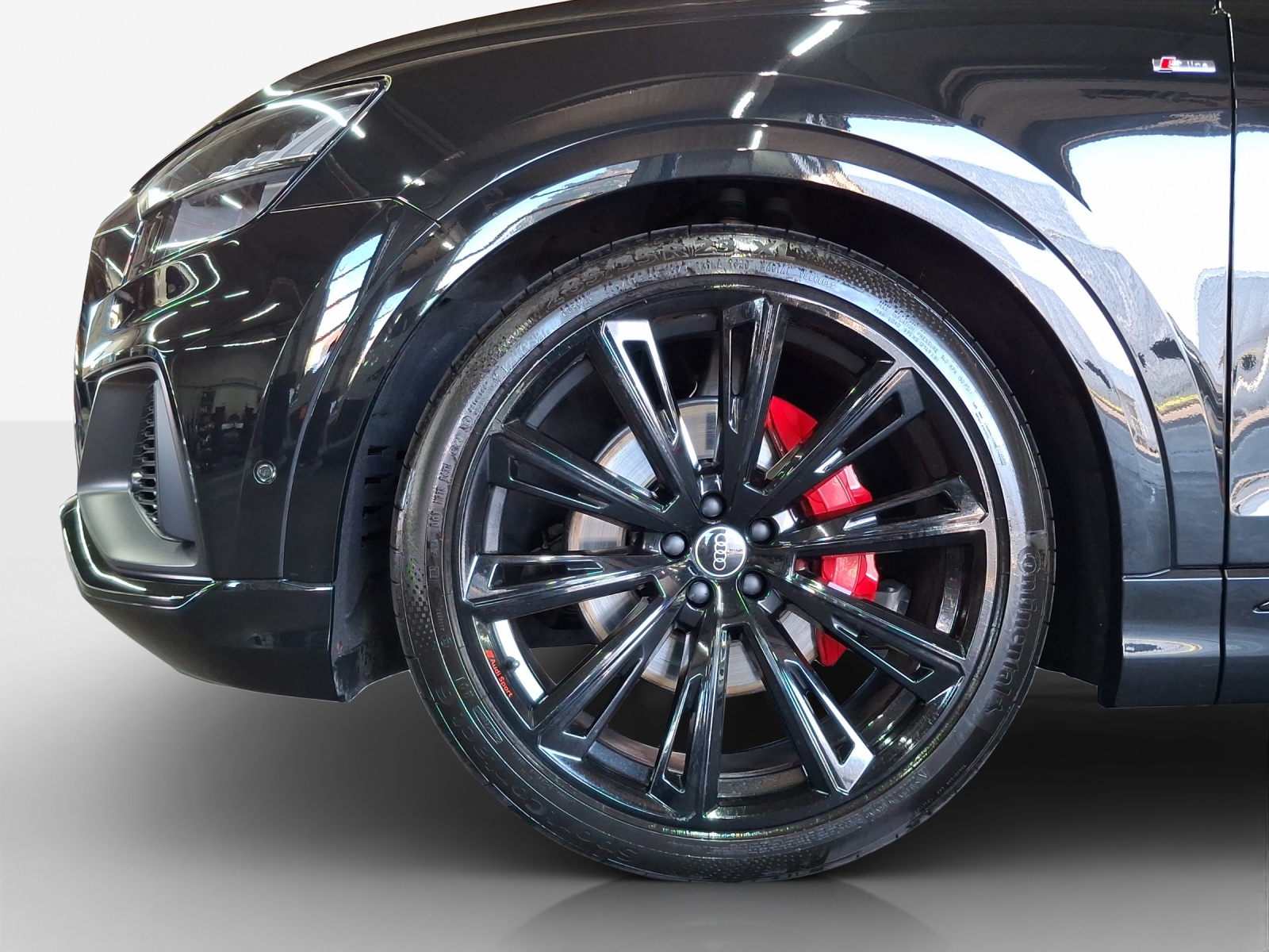 AUDI Q8 55 TFSI quattro tiptronic-image-14