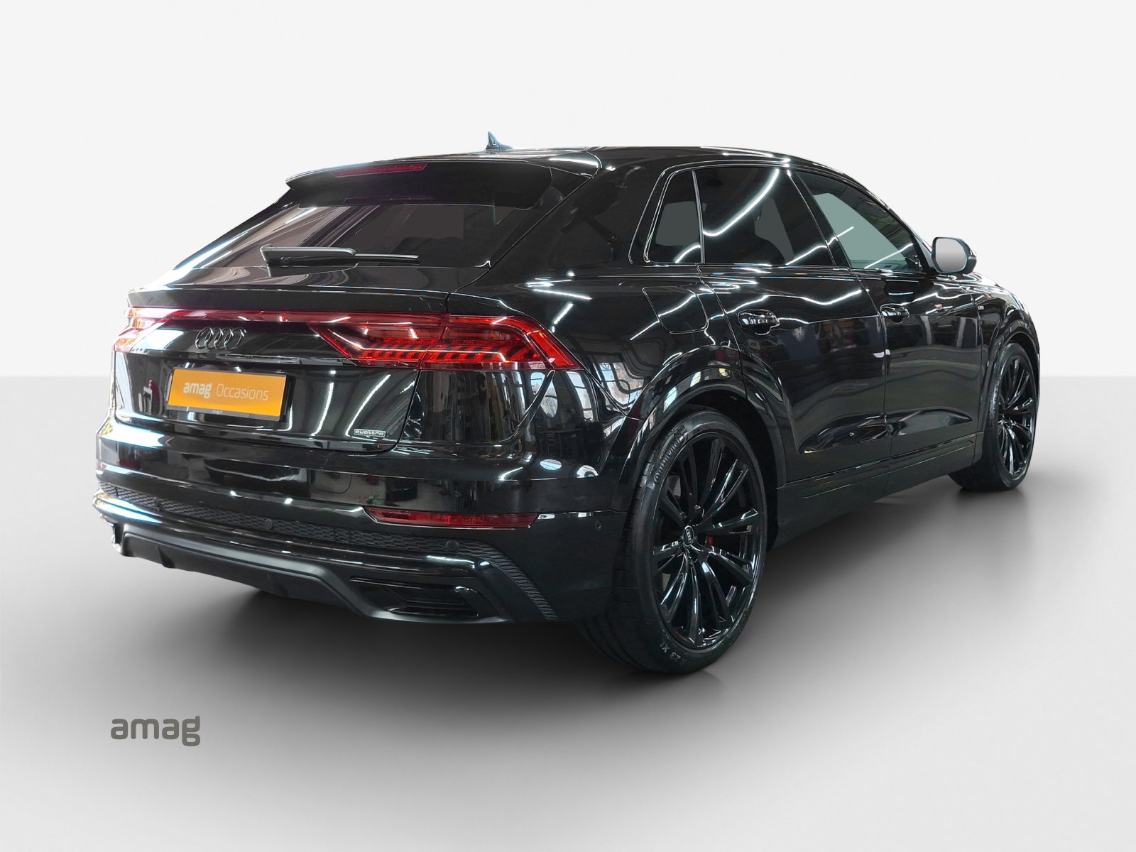 AUDI Q8 55 TFSI quattro tiptronic-image-4