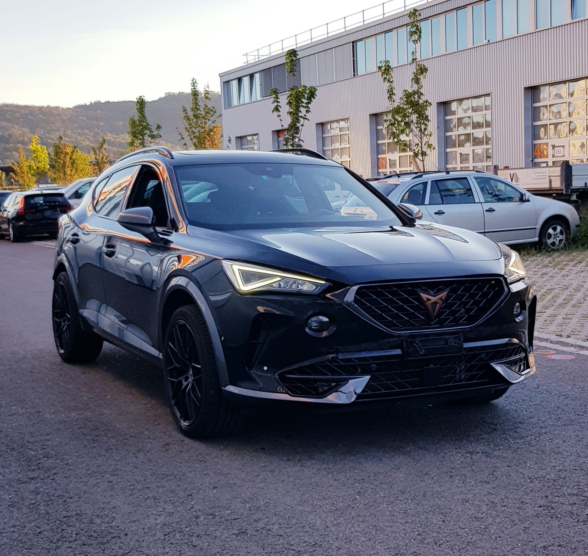 CUPRA Formentor 2.0TSI VZ 4Drive DSG-image-1