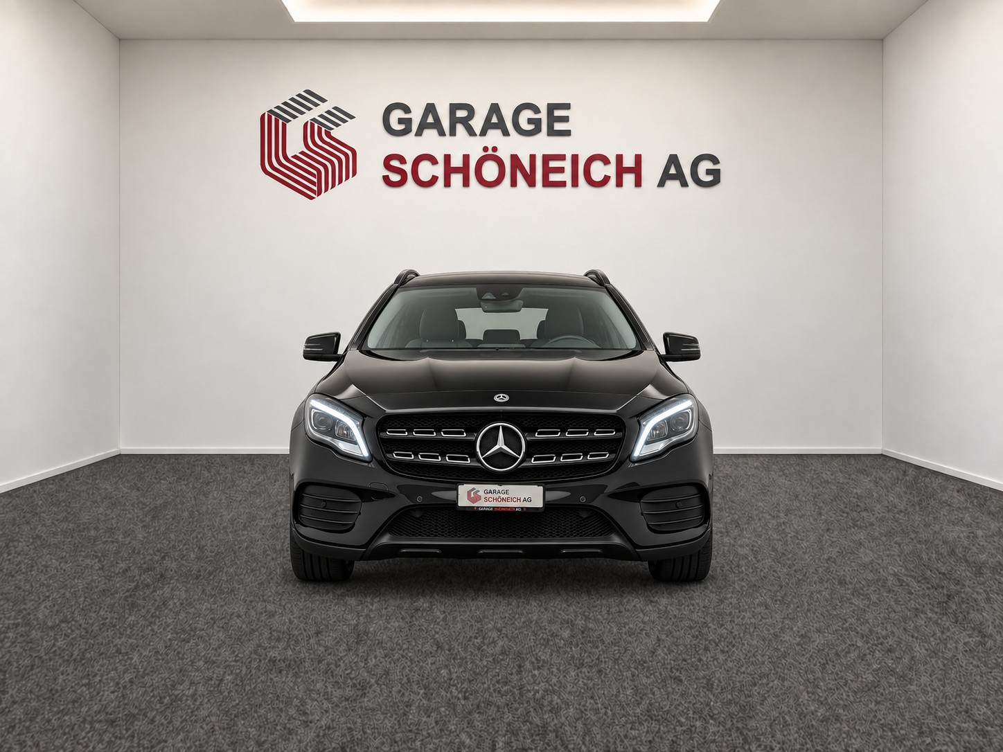 MERCEDES-BENZ GLA 220 AMG Line 4m-image-1