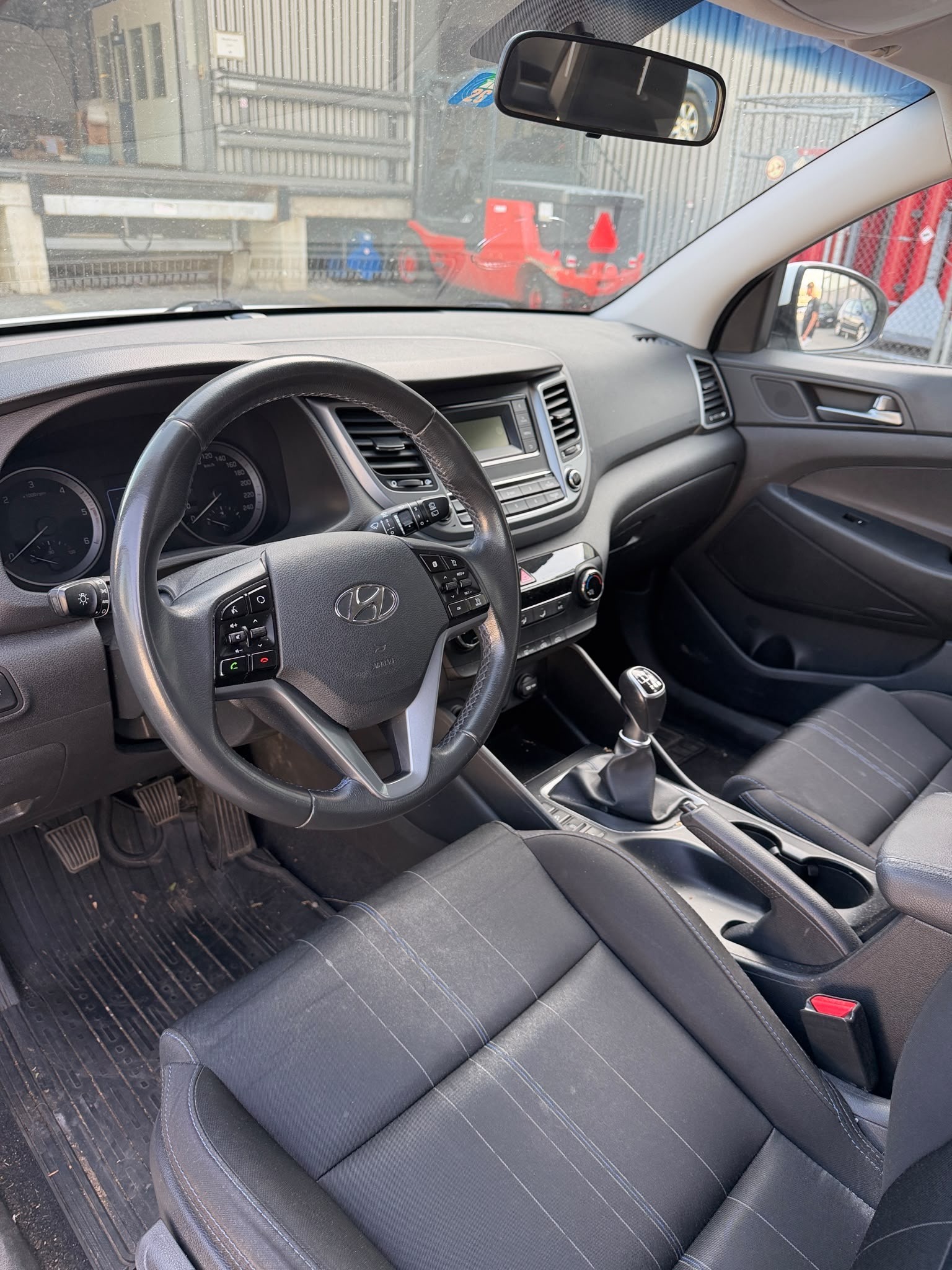 HYUNDAI Tucson 1.7 CRDI Origo 2WD-image-9