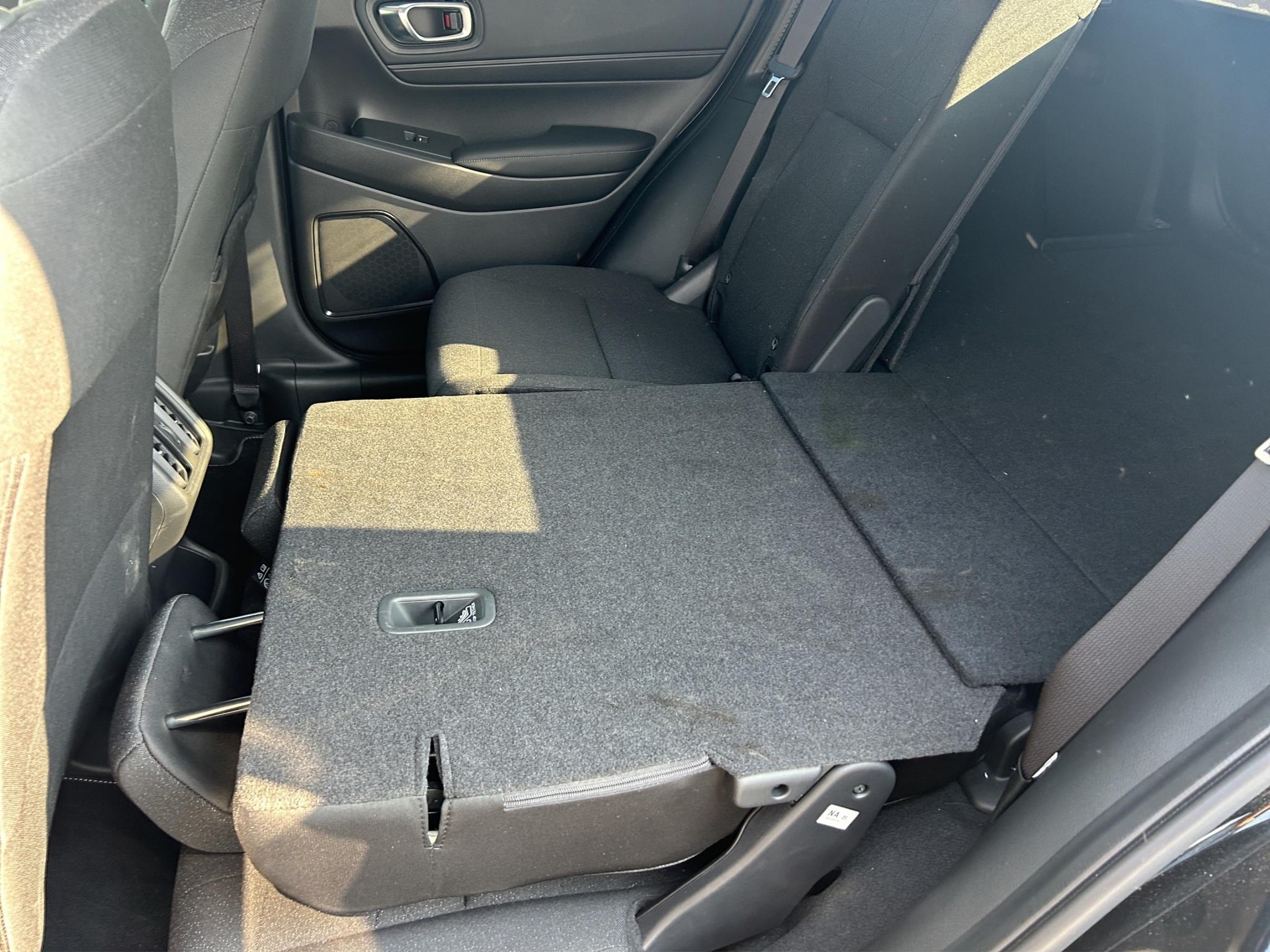 HONDA HR-V 1.5 i-MMD Elegance-image-11