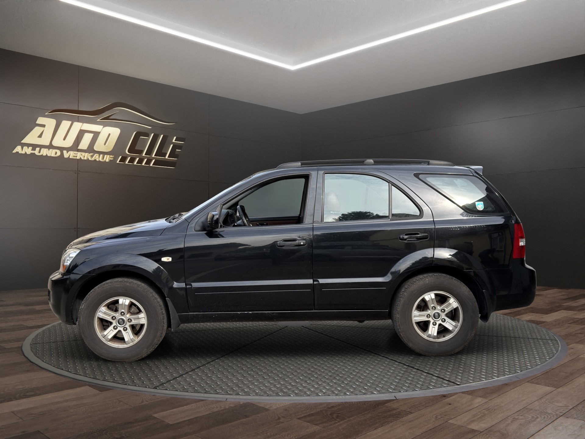 KIA Sorento 2.5 CRDI VGT-image-2