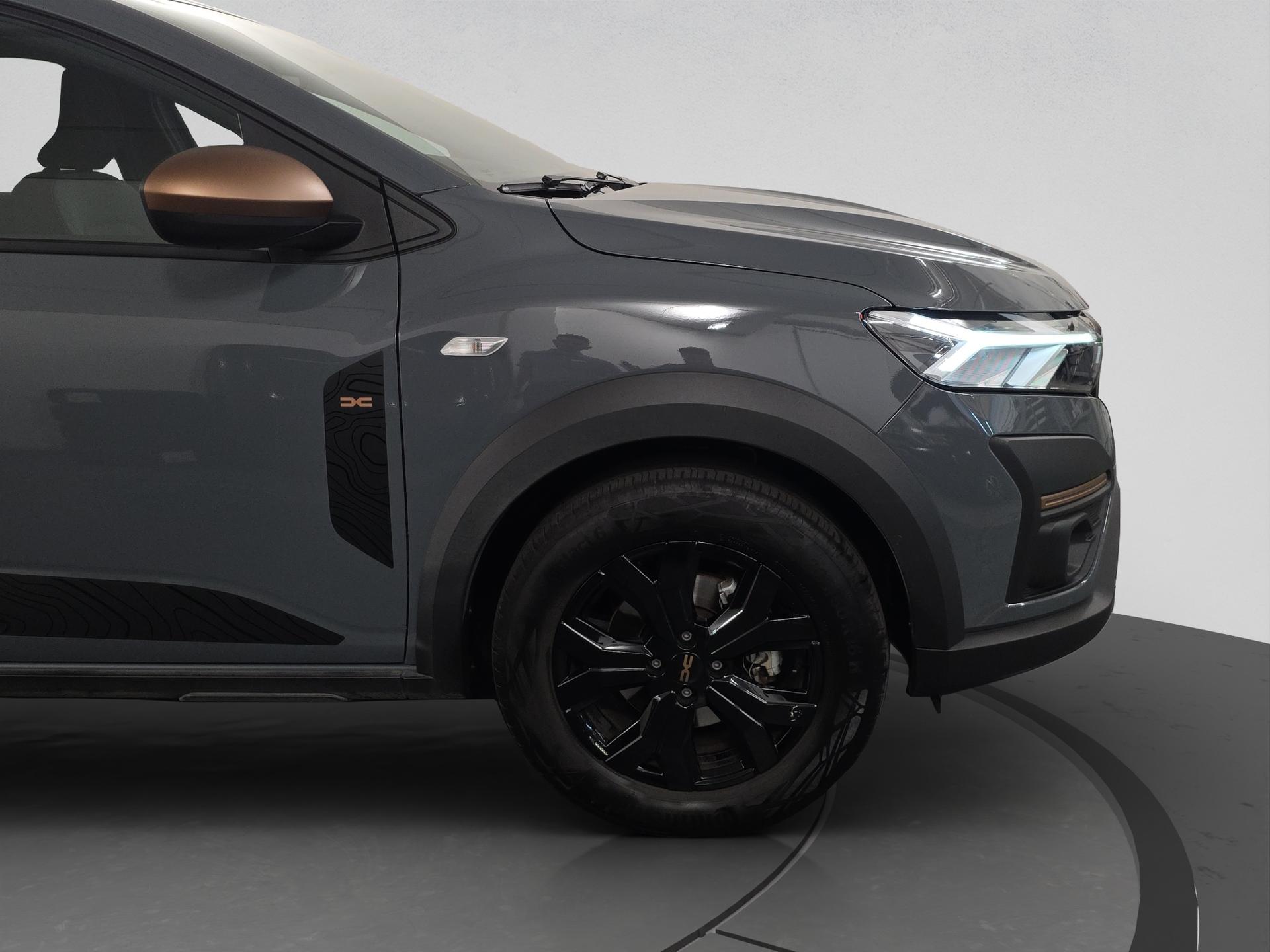 DACIA Jogger HEV 140 Extreme-image-17