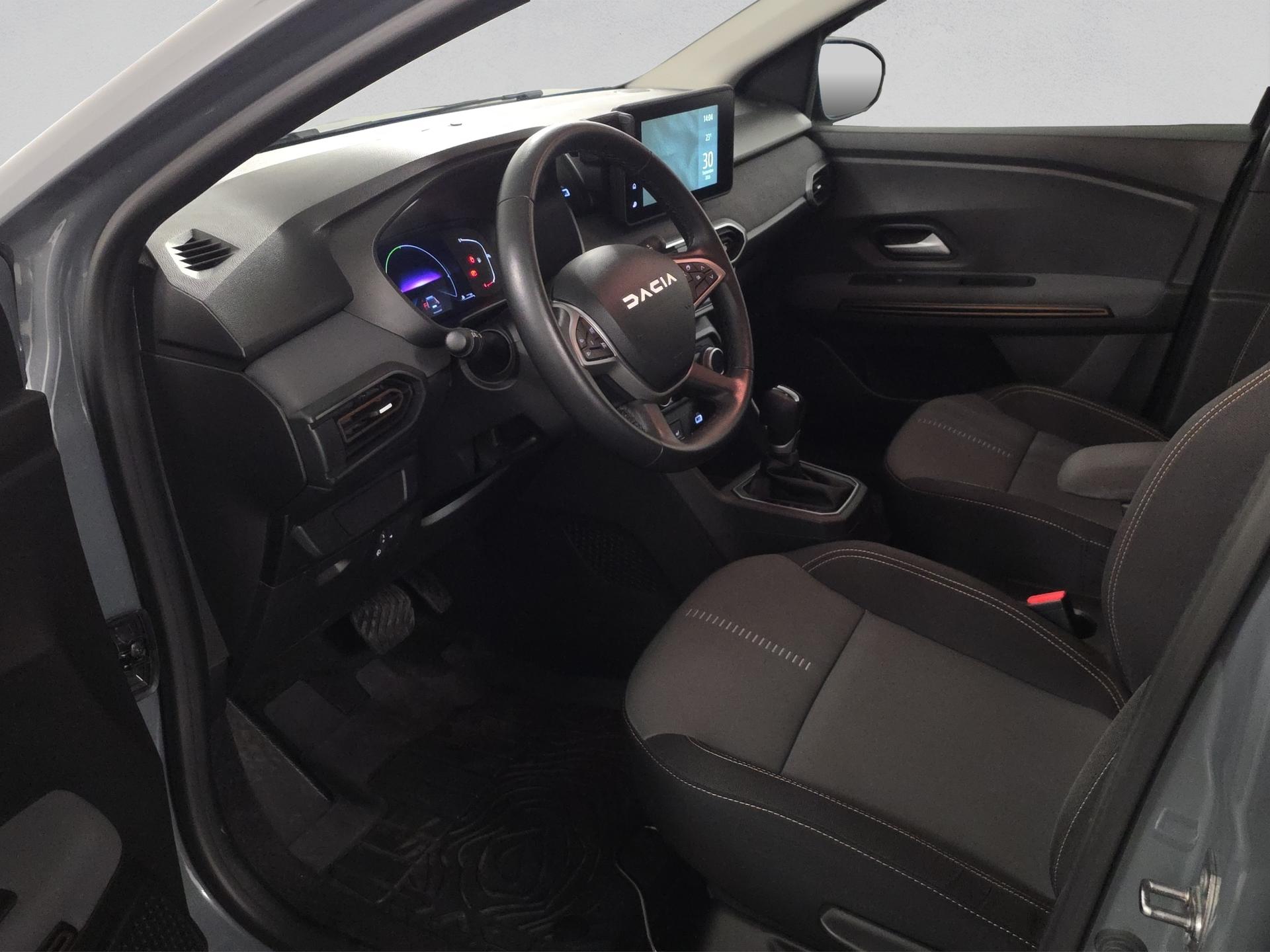 DACIA Jogger HEV 140 Extreme-image-8