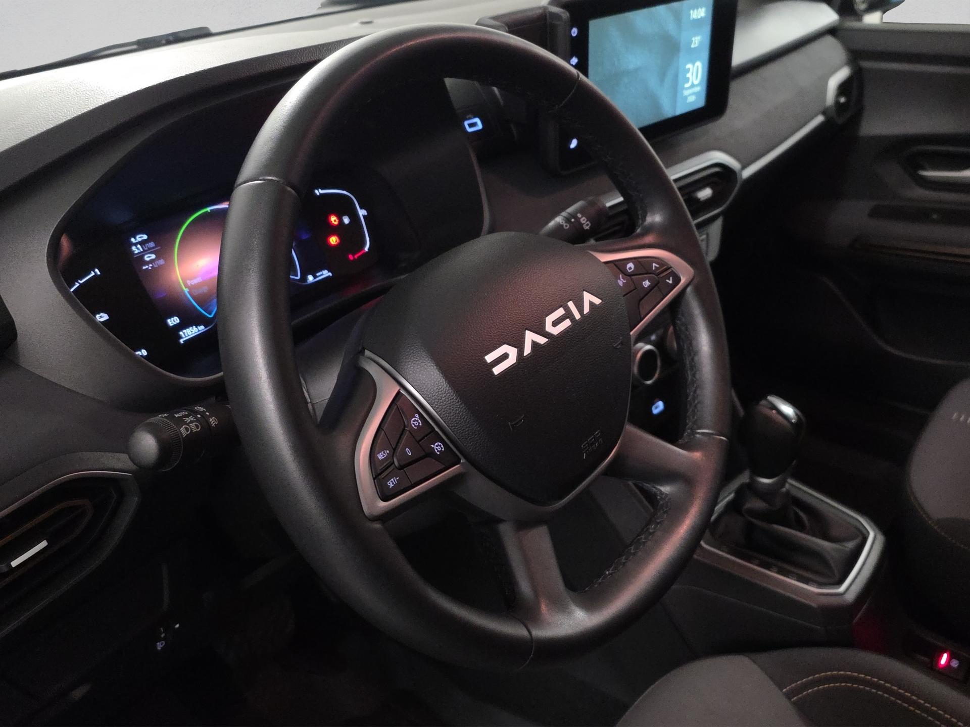 DACIA Jogger HEV 140 Extreme-image-9