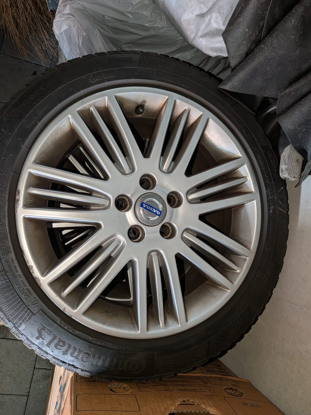 VOLVO 2.5 T Kinetic-image-5