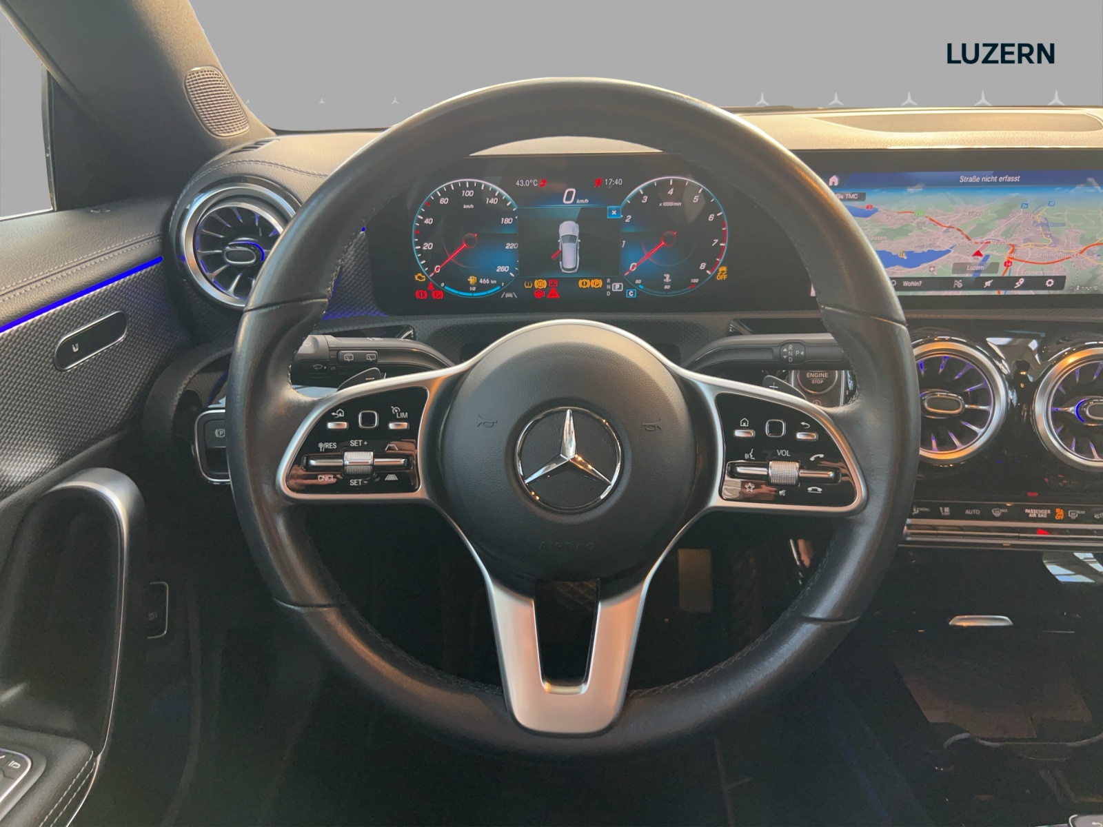 MERCEDES-BENZ CLA Shooting Brake 200 Progressive 7G-DCT-image-9