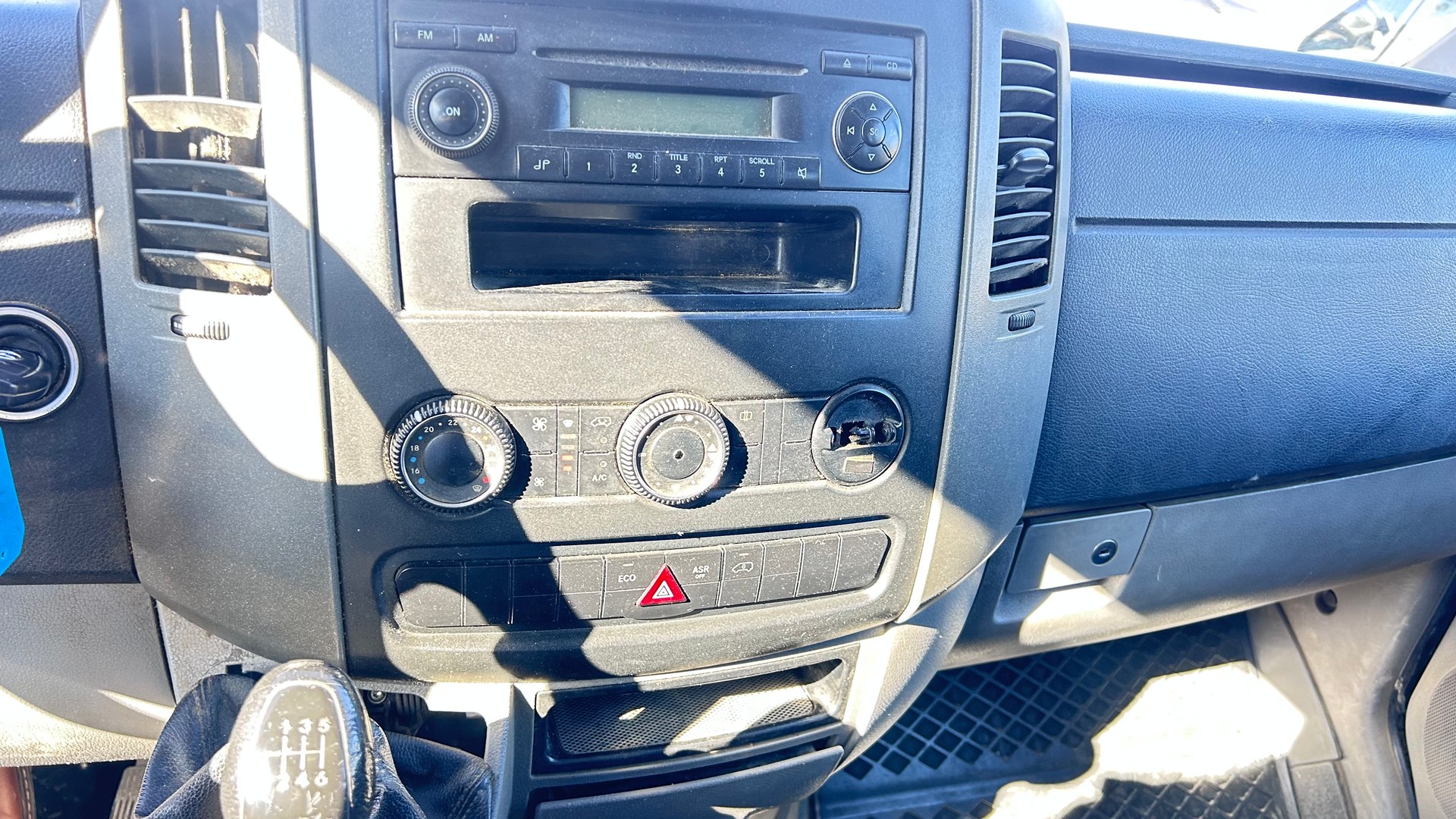 MERCEDES-BENZ Sprinter 316 CDI Standard-image-11