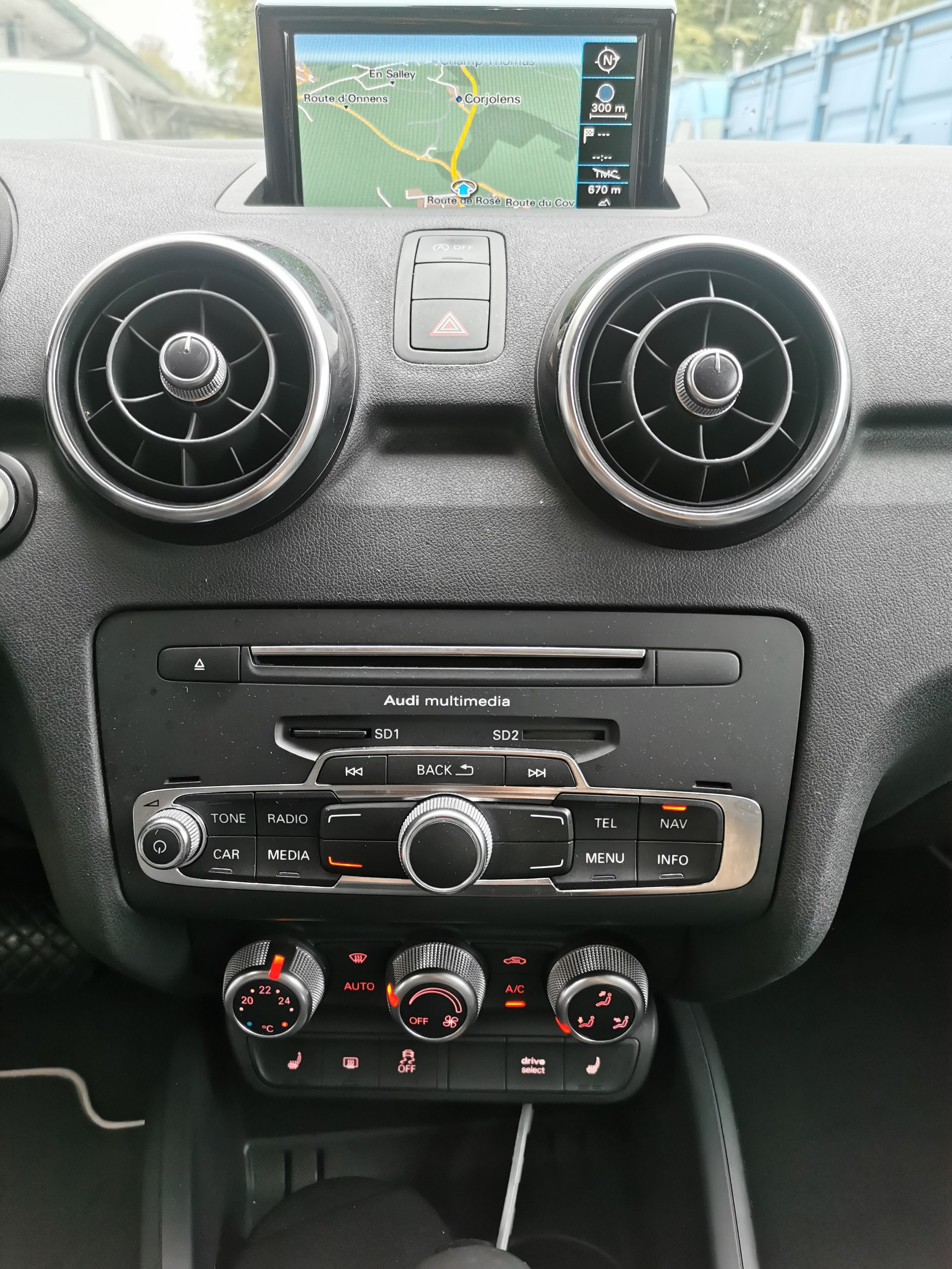 AUDI A1 Sportback 1.4 TFSI Sport-image-14