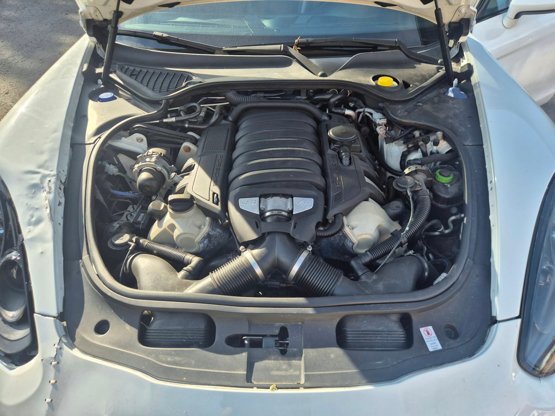 PORSCHE Panamera GTS 4.8 PDK-image-4