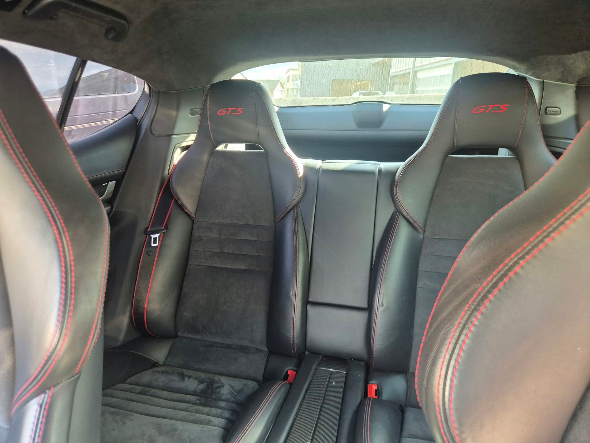 PORSCHE Panamera GTS 4.8 PDK-image-7