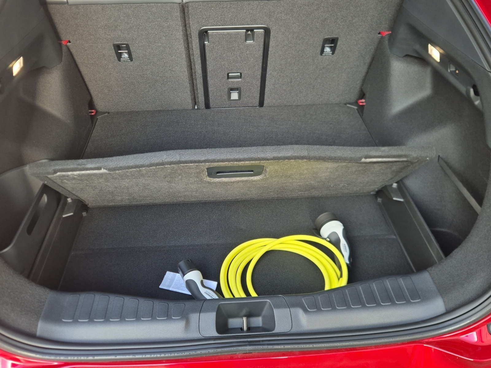 FORD Capri Extended Range Premium AWD-image-15