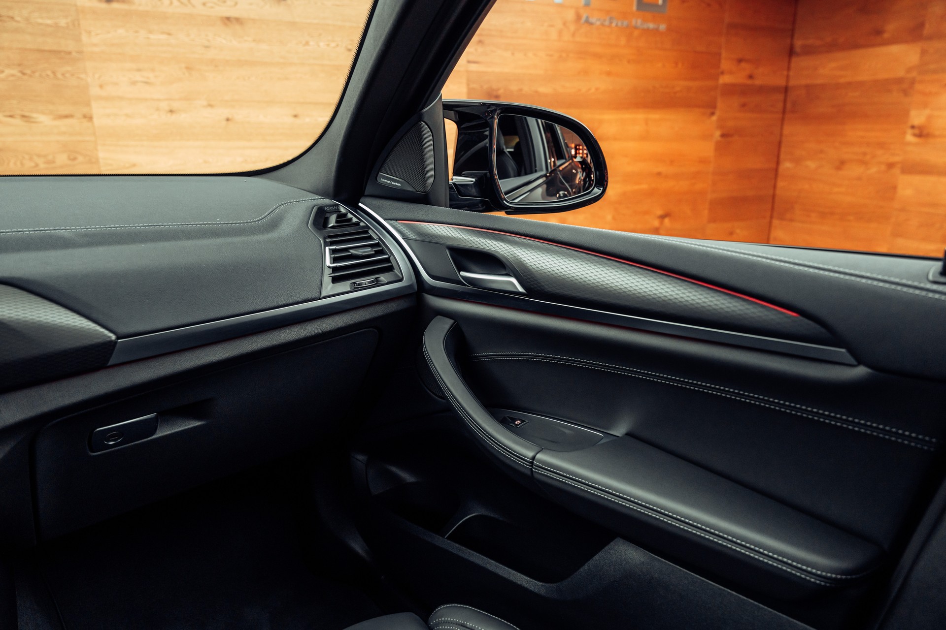 BMW X4M xDrive Competition Steptronic-image-11
