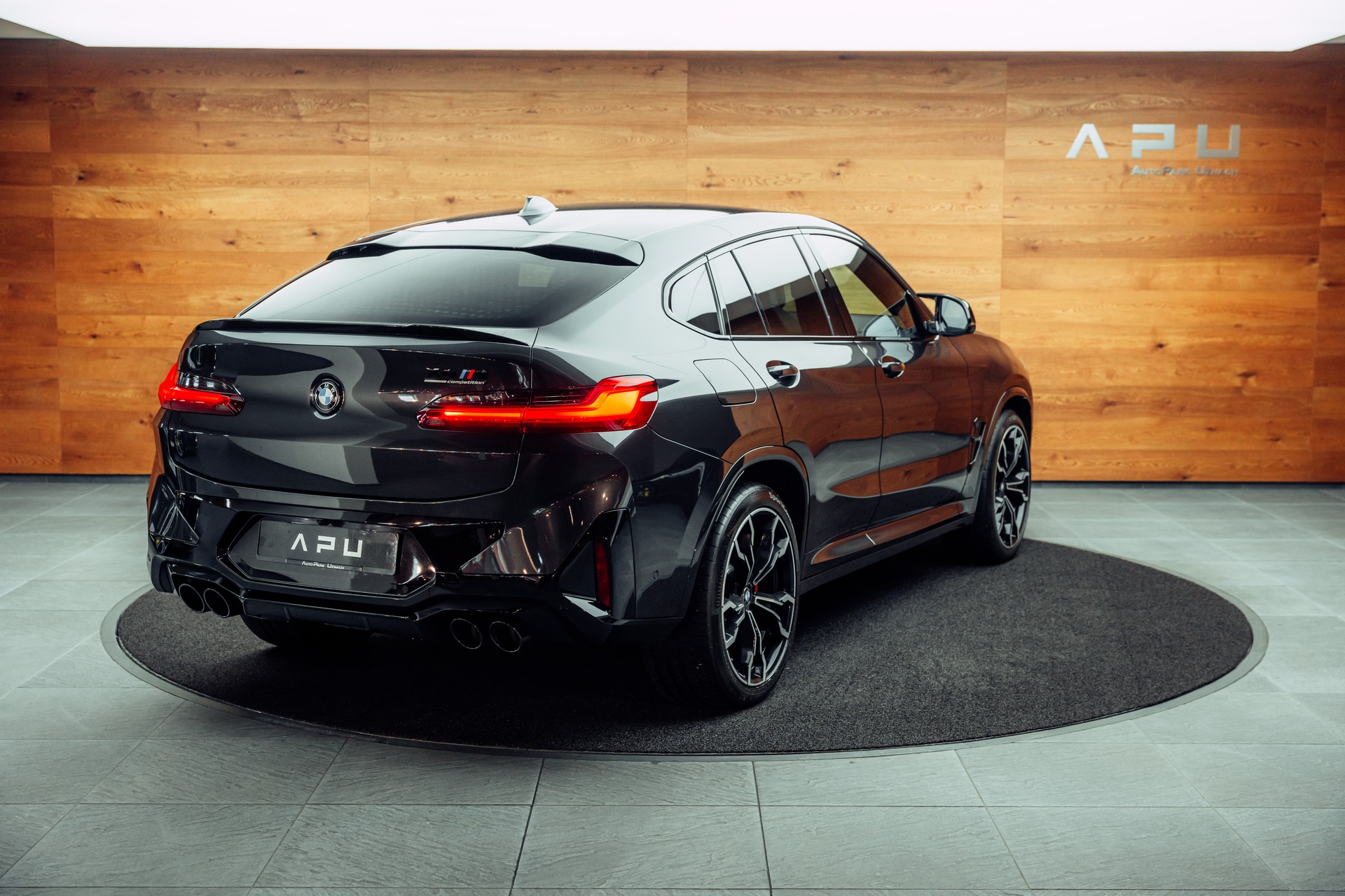 BMW X4M xDrive Competition Steptronic-image-1