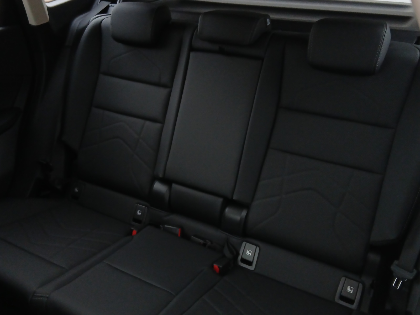 BMW X1 xDrive 20d 48V-image-15