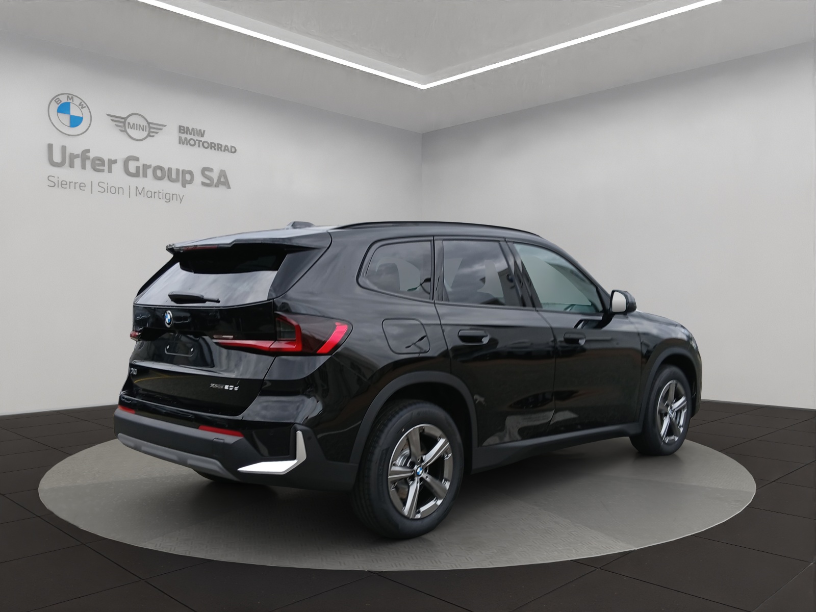BMW X1 xDrive 20d 48V-image-4