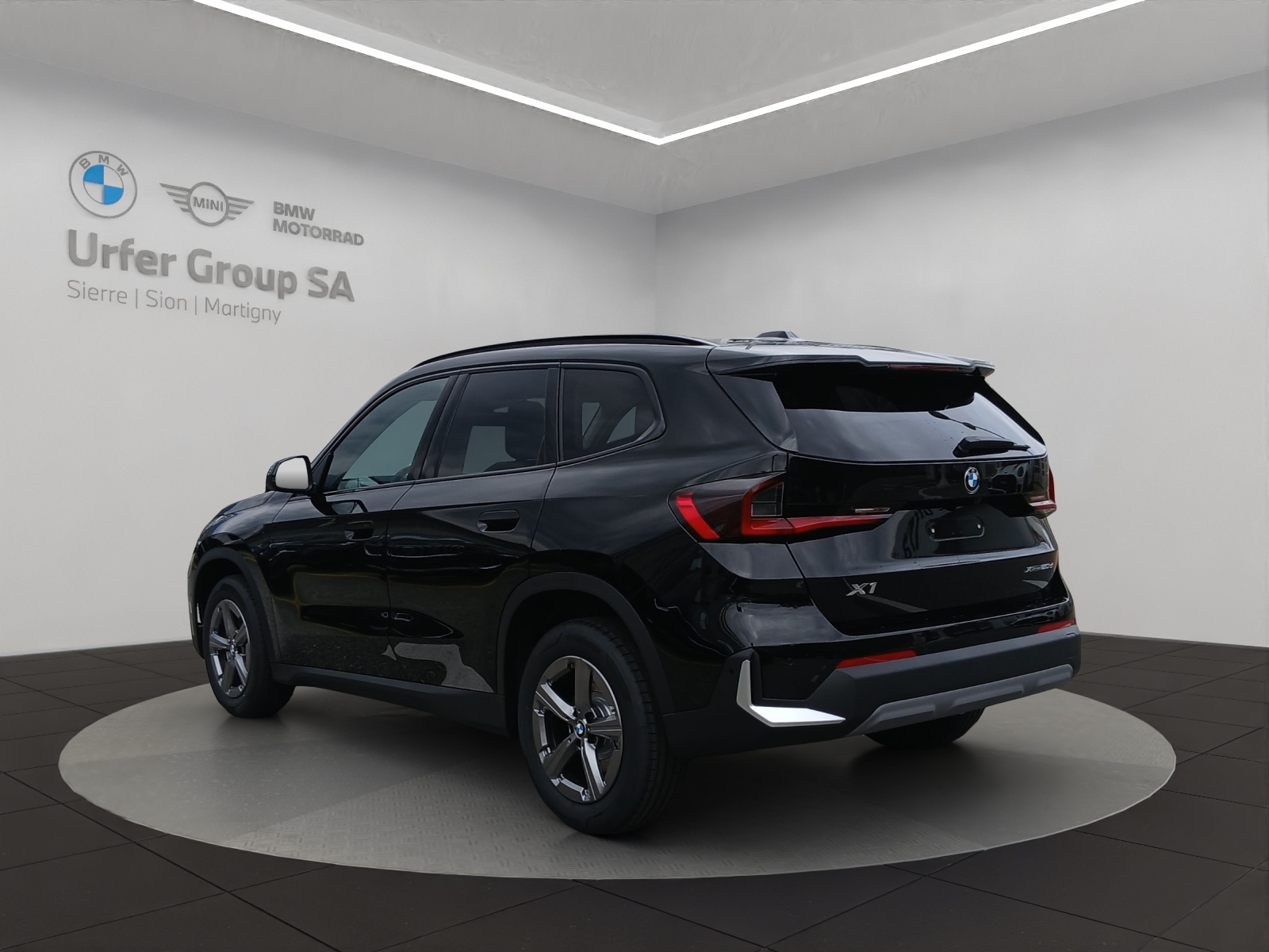 BMW X1 xDrive 20d 48V-image-2
