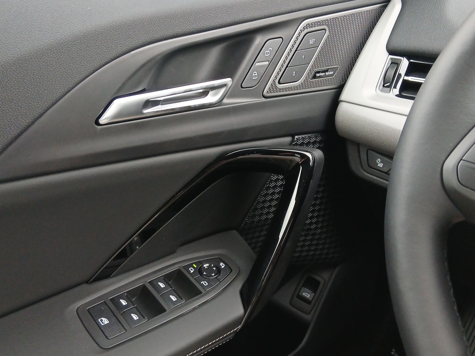 BMW X1 xDrive 20d 48V-image-16