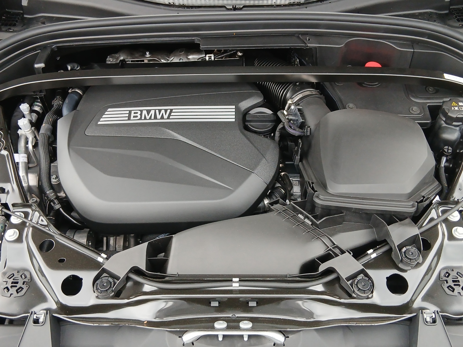 BMW X1 xDrive 20d 48V-image-19
