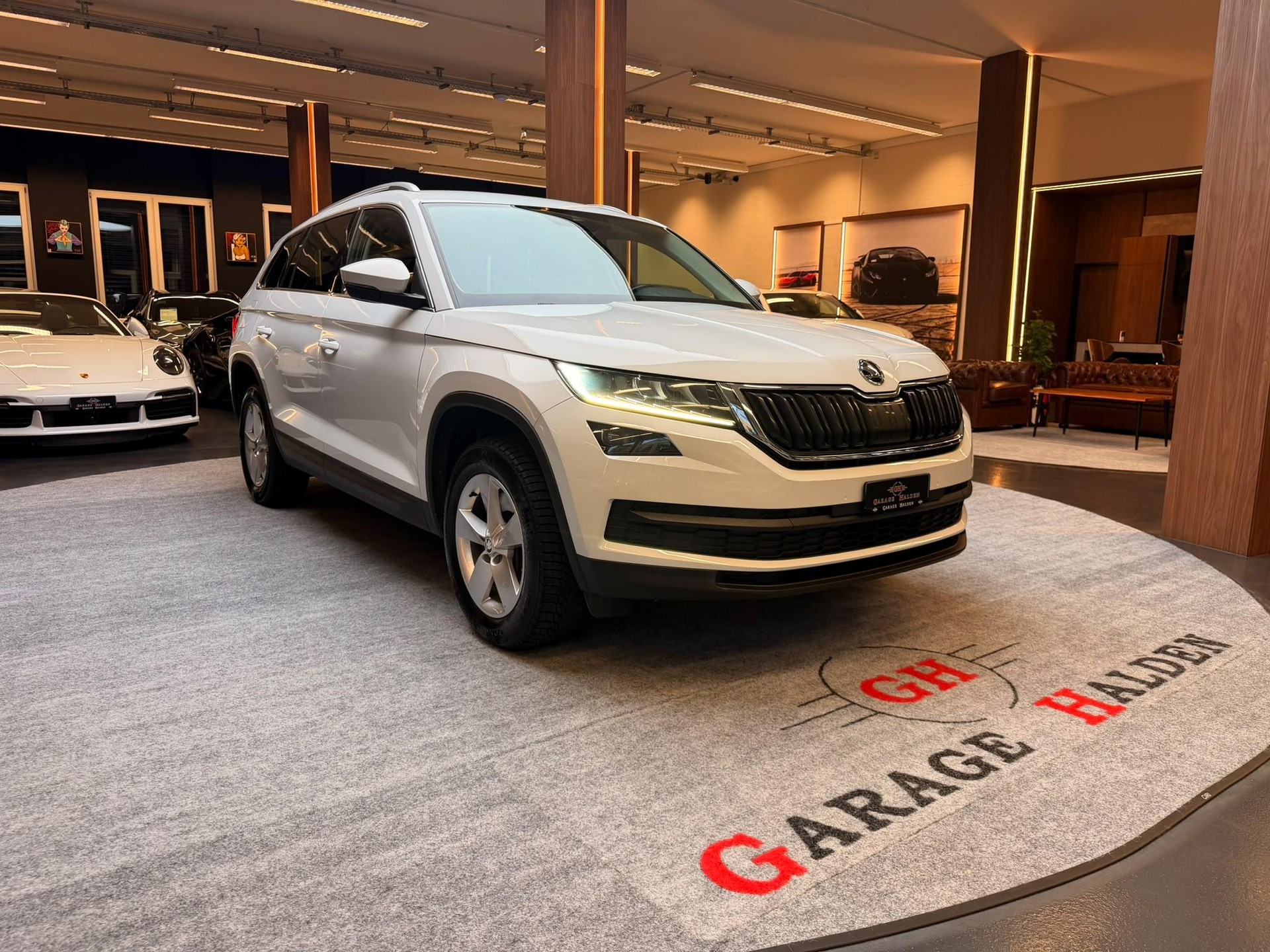 SKODA Kodiaq 2.0 TSI 4x4 Style DSG-image-0