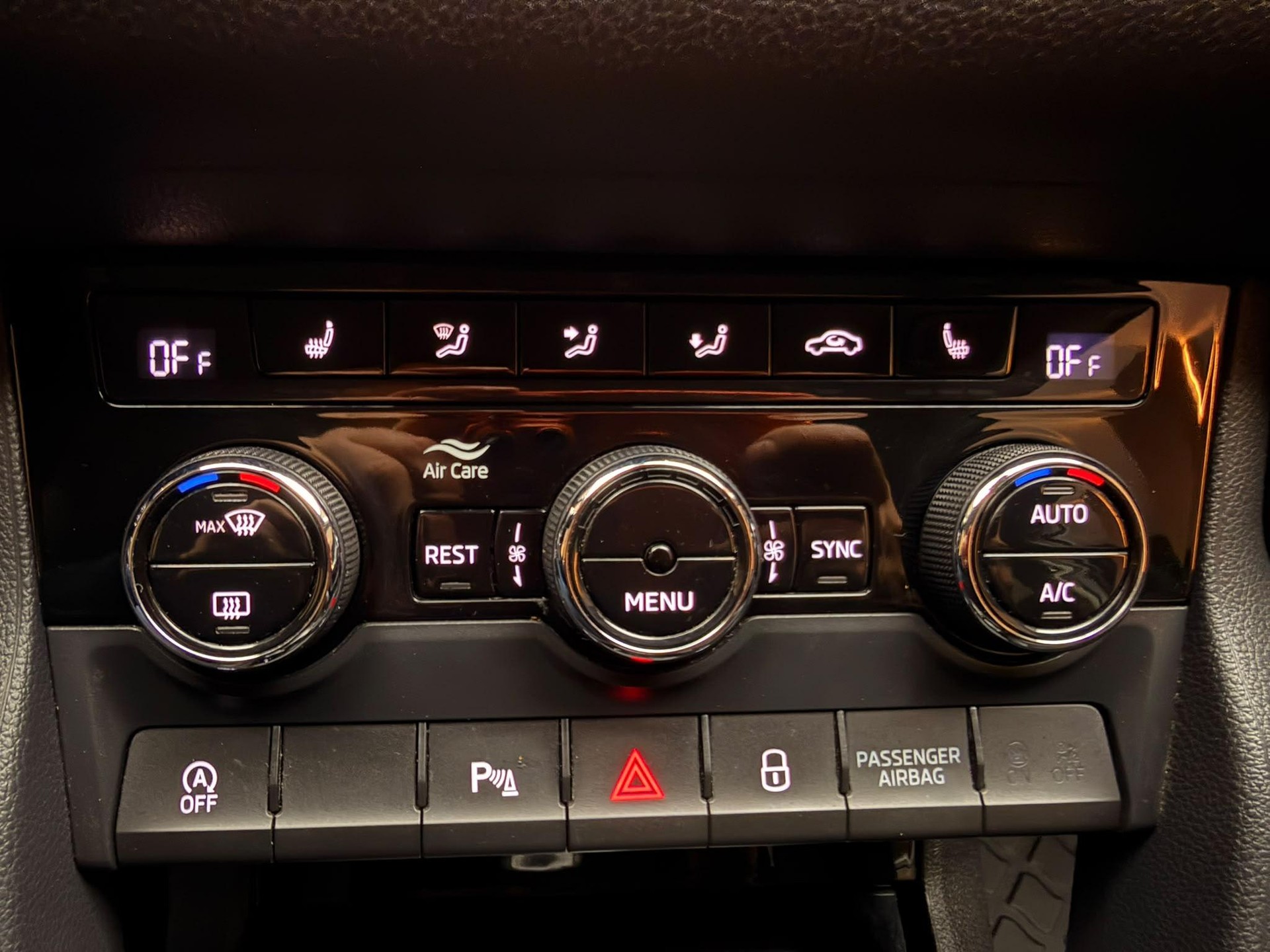 SKODA Kodiaq 2.0 TSI 4x4 Style DSG-image-21