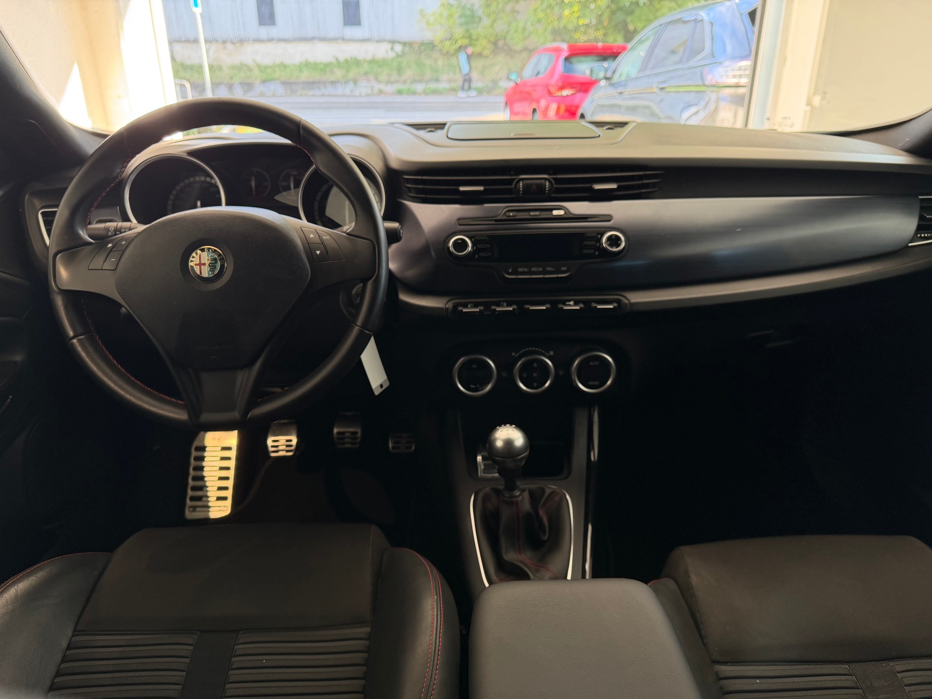ALFA ROMEO Giulietta 1750 TBi Quadrifoglio Verde-image-10
