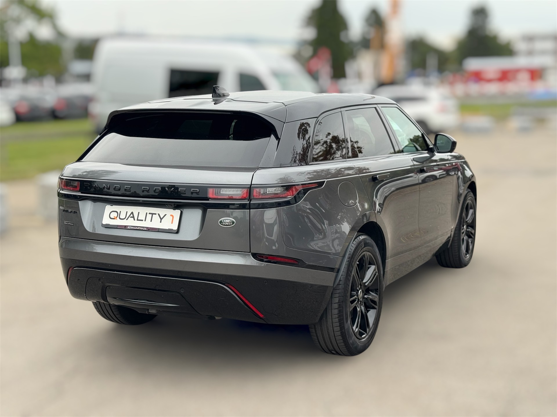 LAND ROVER Range Rover Velar R-Dynamic P 250 SE Automatic-image-3