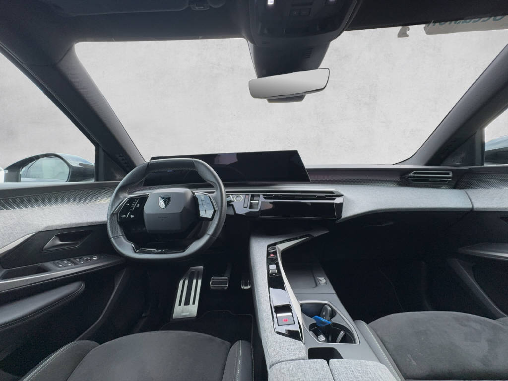 PEUGEOT NEW 5008 1.2 Hybrid GT 145-image-8