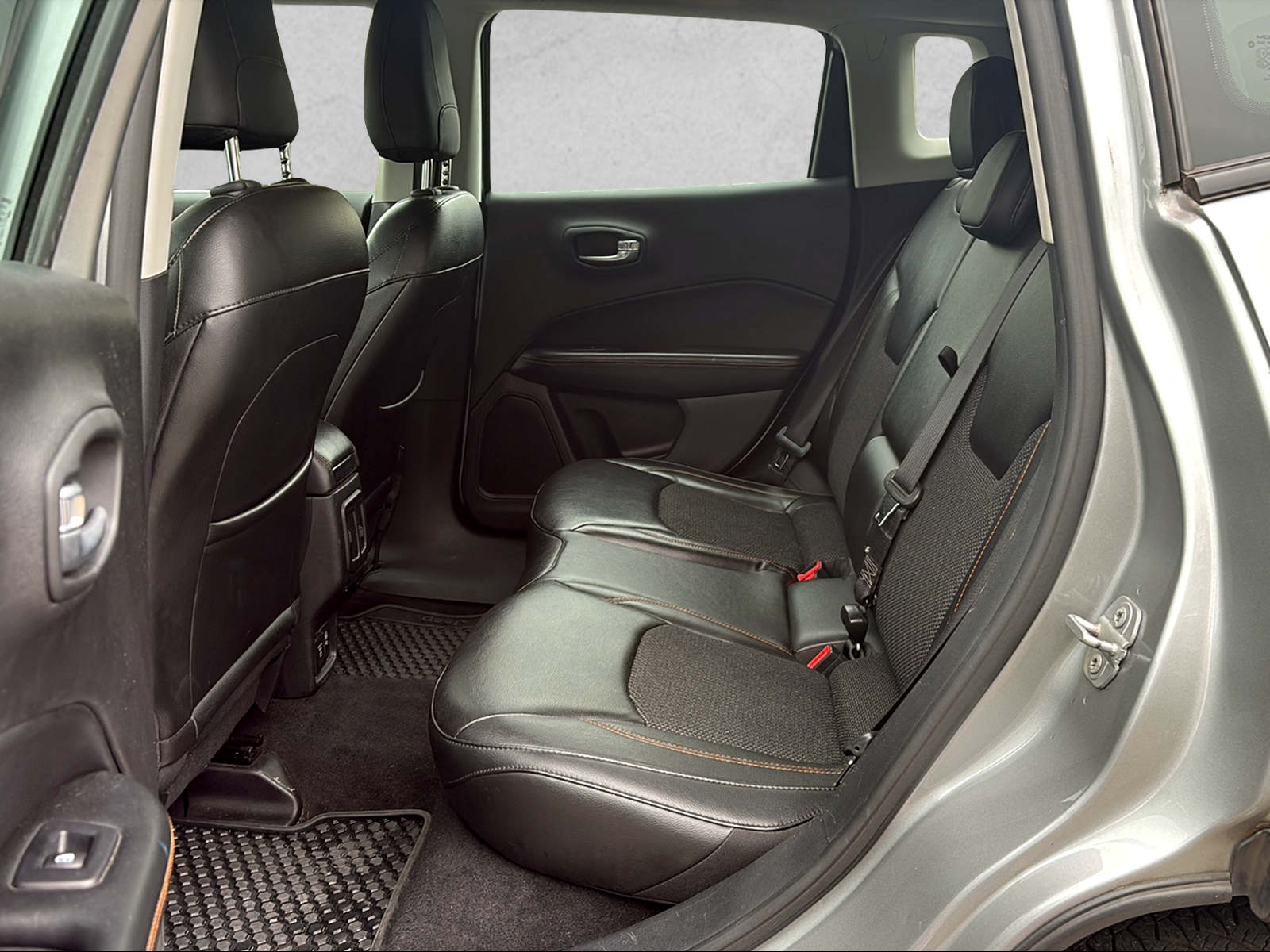 JEEP Compass 1.4 Turbo Freedom AWD 9ATX-image-5