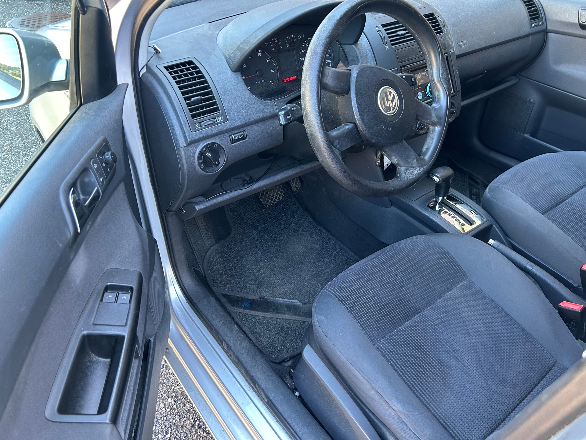 VW Polo 1.4 16V Comfortline-image-12