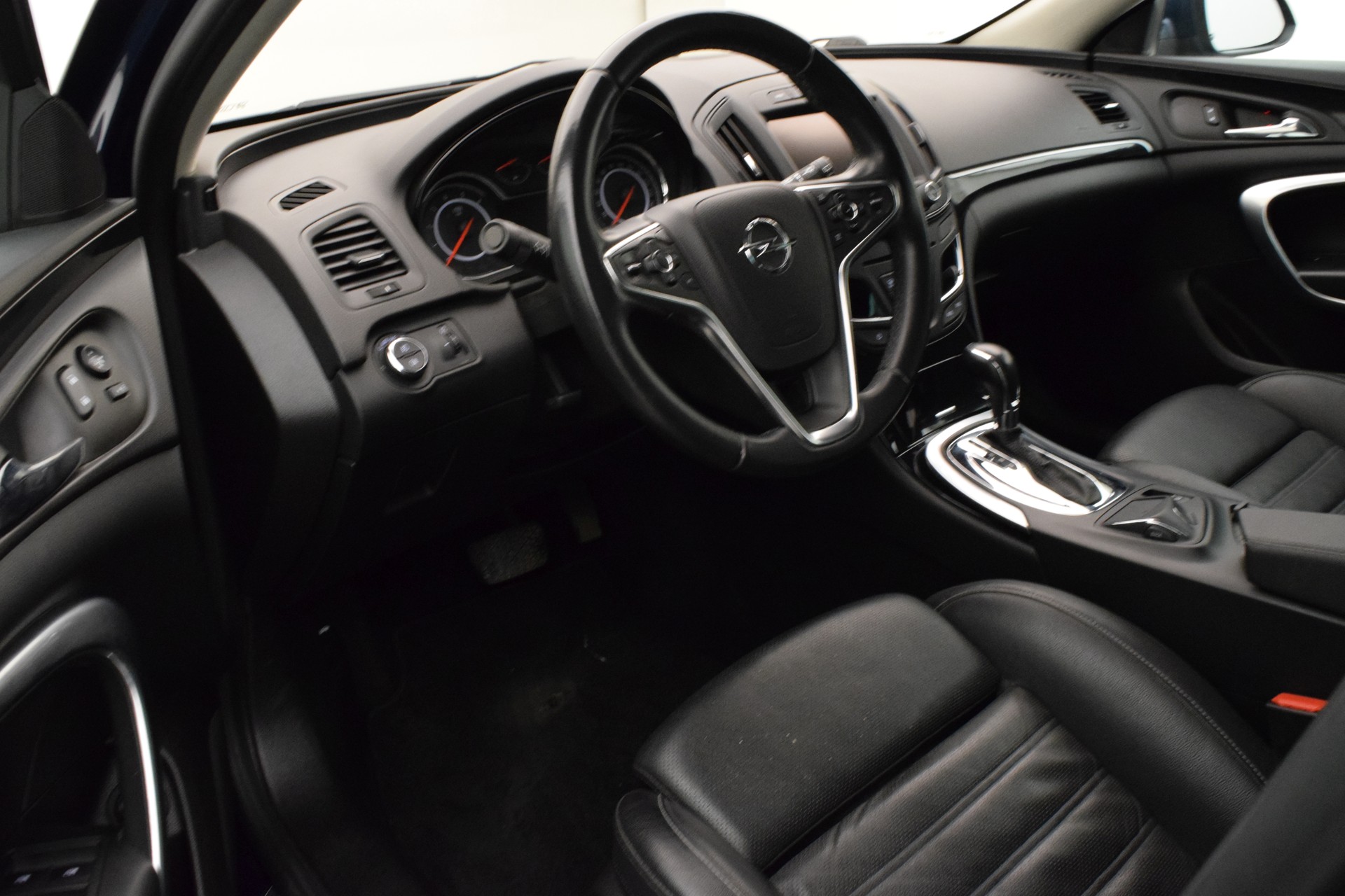 OPEL Insignia Sports Tourer 2.0 CDTI-image-8