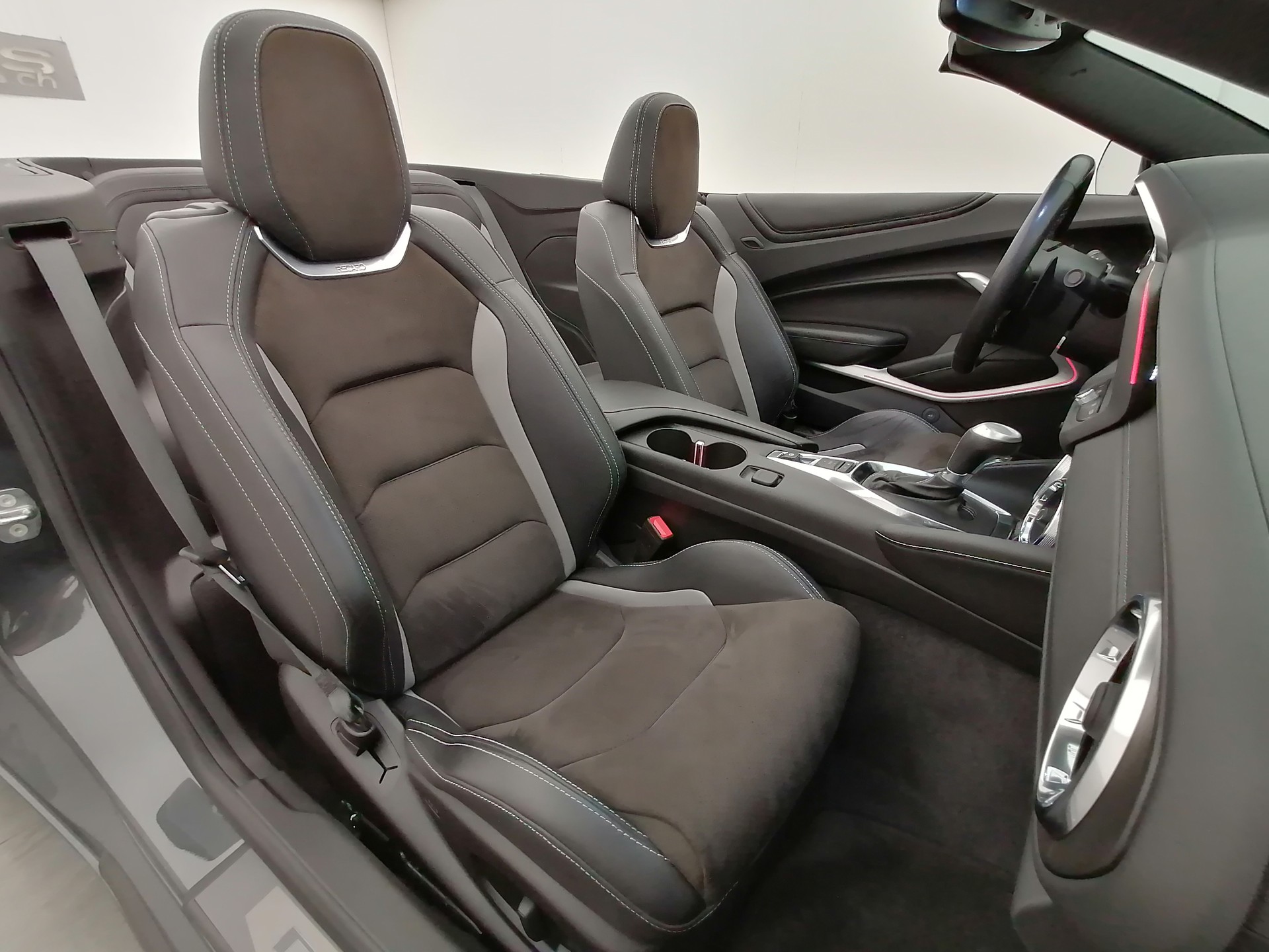 CHEVROLET Camaro 6.2 Convertible-image-14