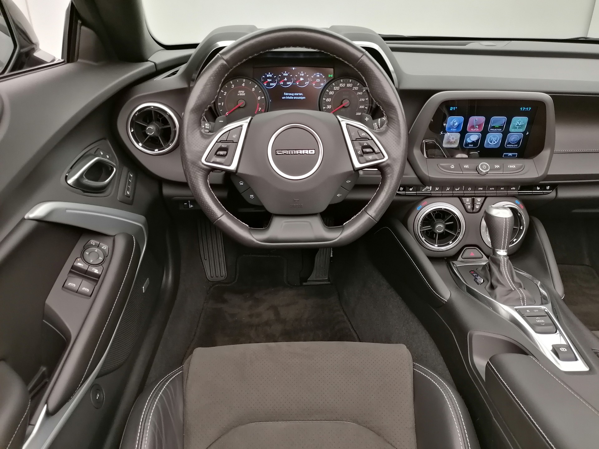 CHEVROLET Camaro 6.2 Convertible-image-11