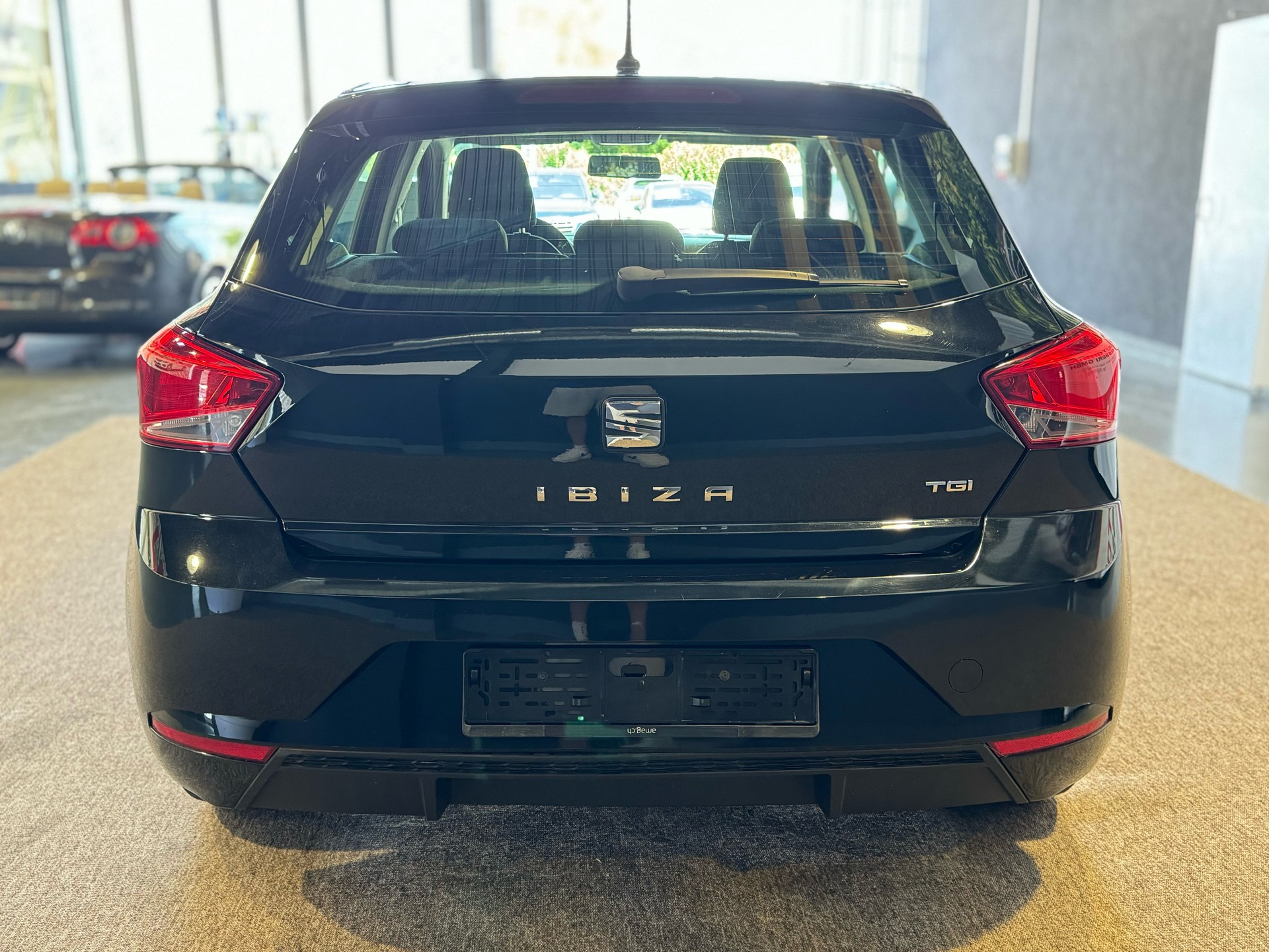 SEAT Ibiza 1.0 TGI CNG Style-image-3
