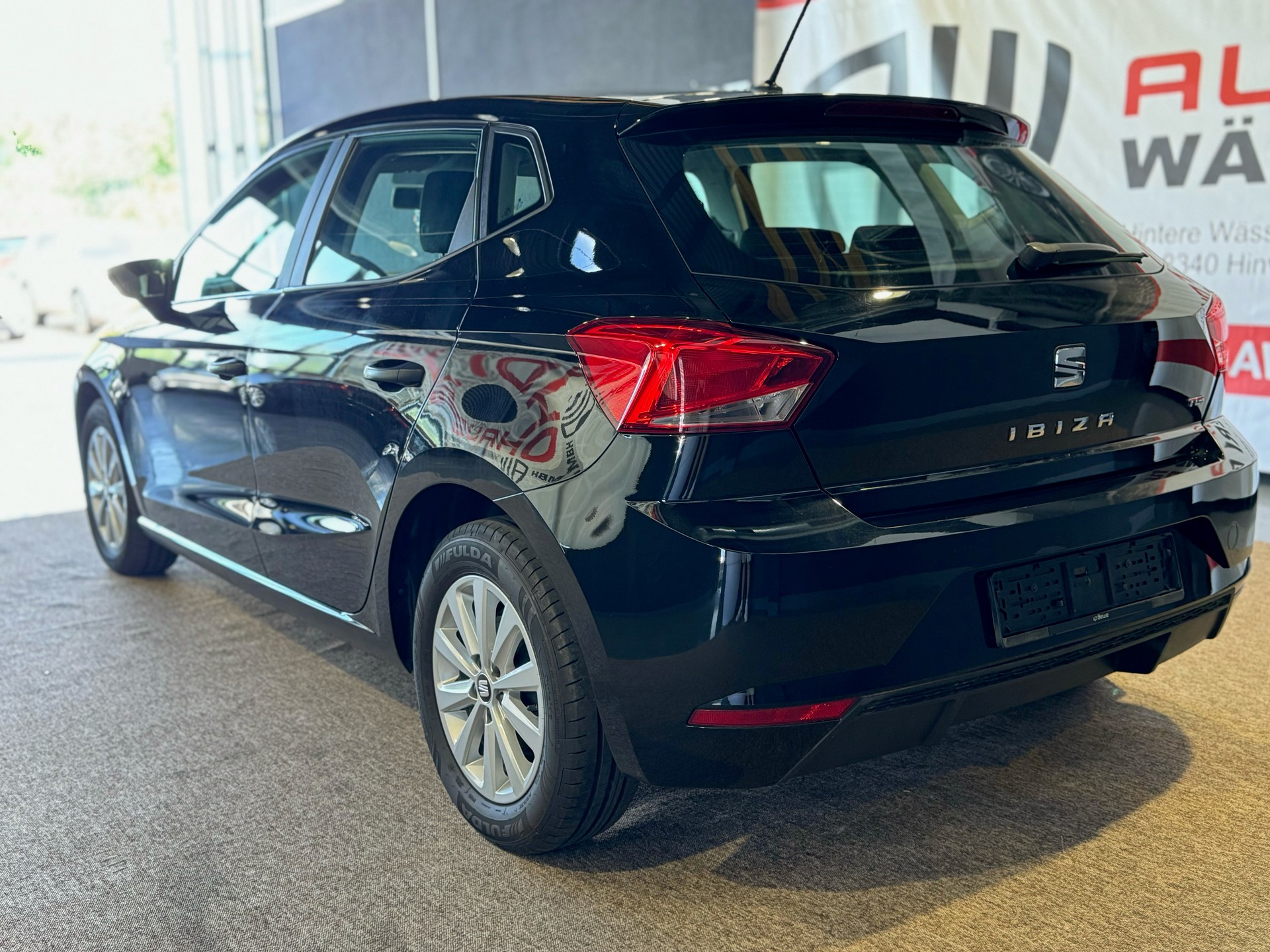 SEAT Ibiza 1.0 TGI CNG Style-image-4