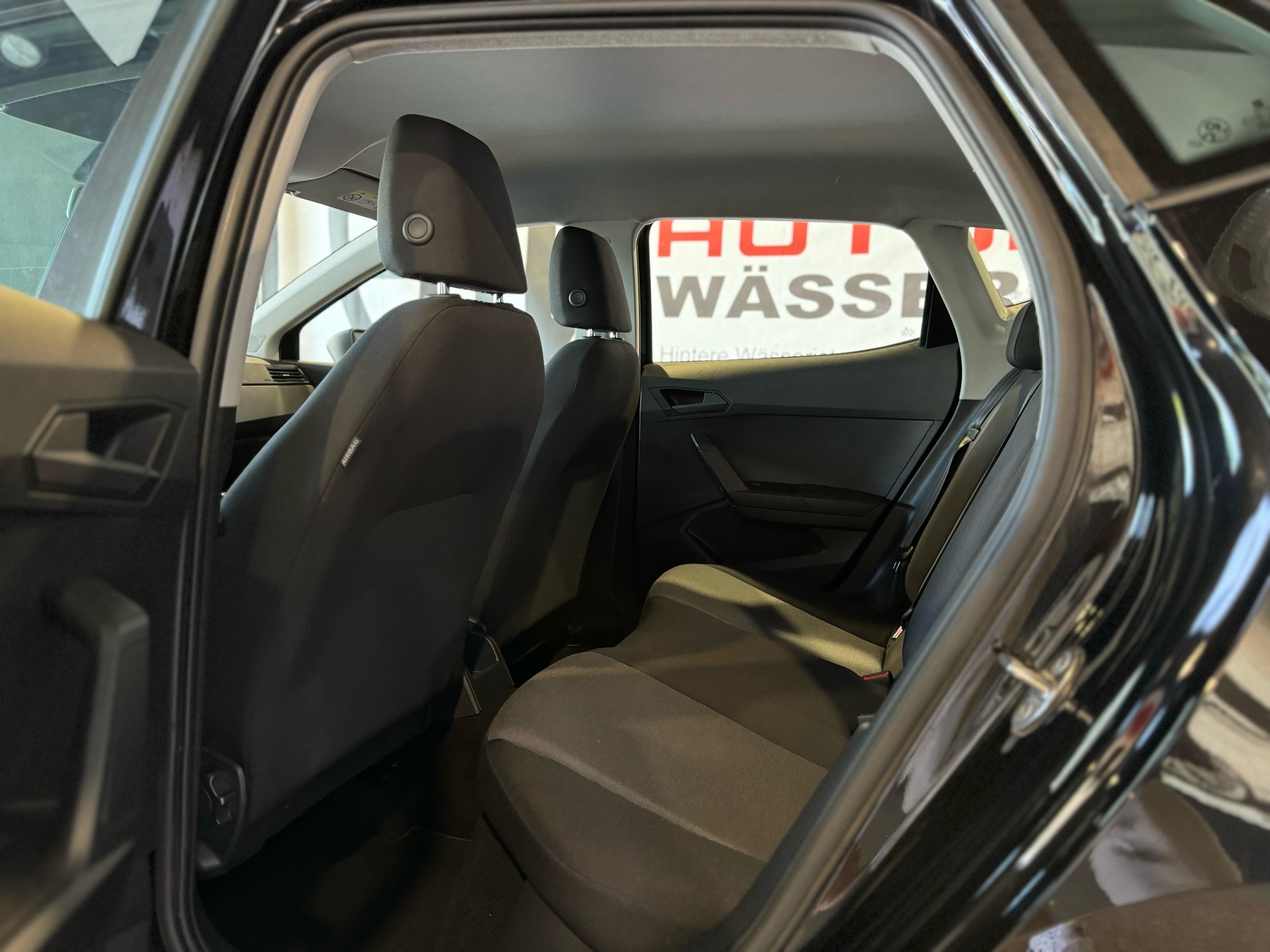 SEAT Ibiza 1.0 TGI CNG Style-image-11