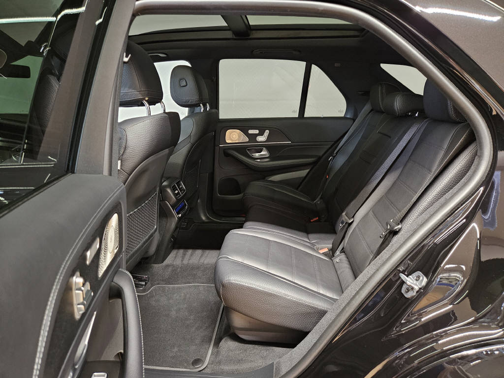 MERCEDES-BENZ GLE 450 4Matic AMG Line-image-12