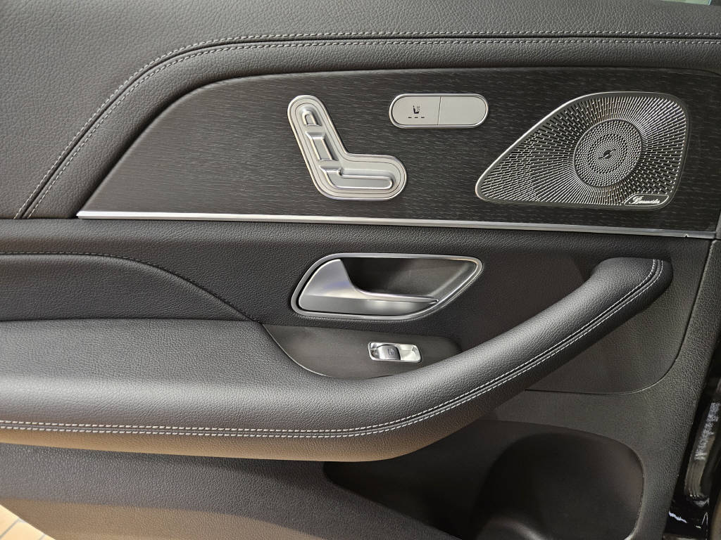 MERCEDES-BENZ GLE 450 4Matic AMG Line-image-13