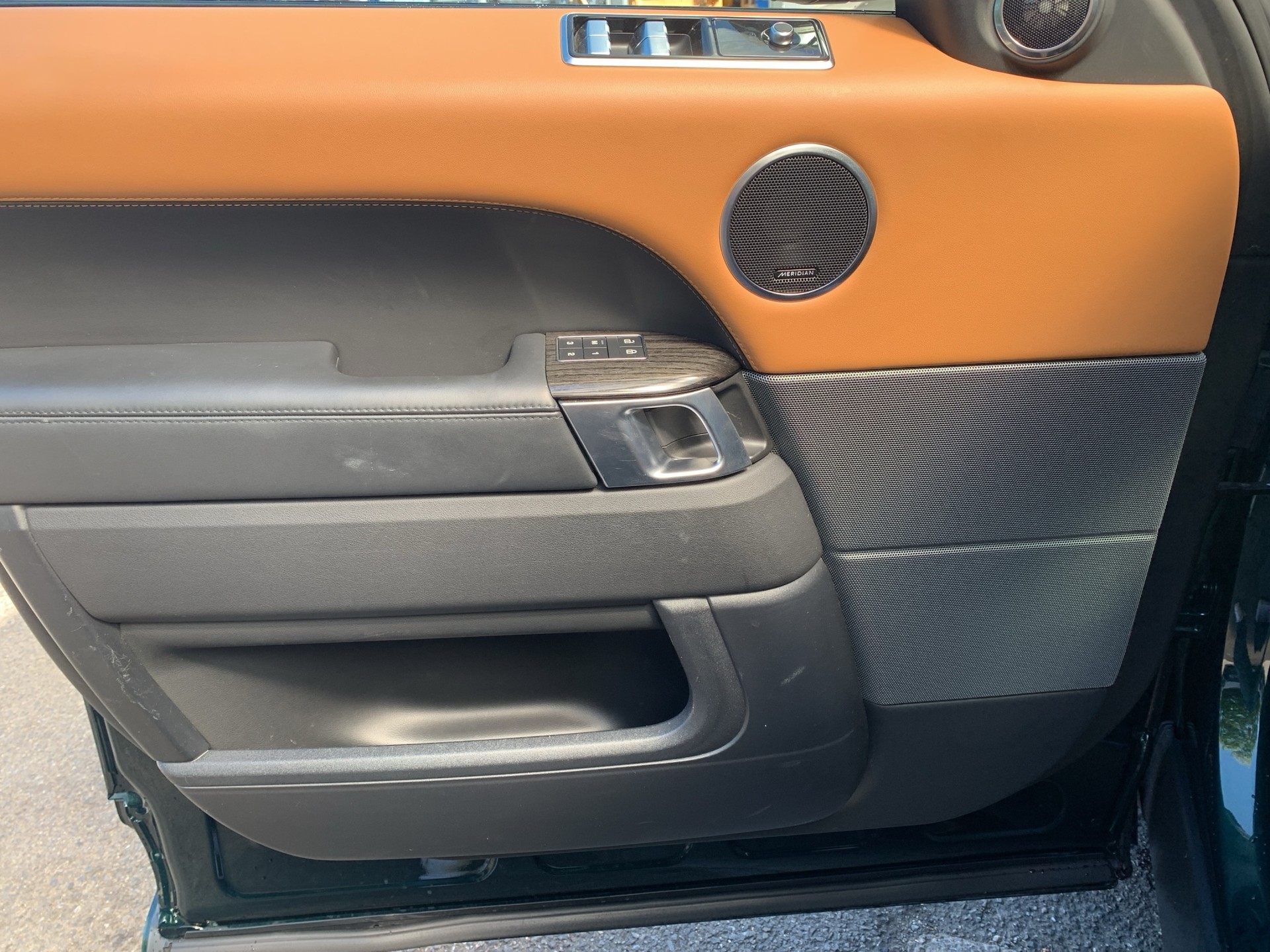 LAND ROVER Range Rover Sport P400e 2.0 I4 PHEV HSE Dynamic Aut.-image-9