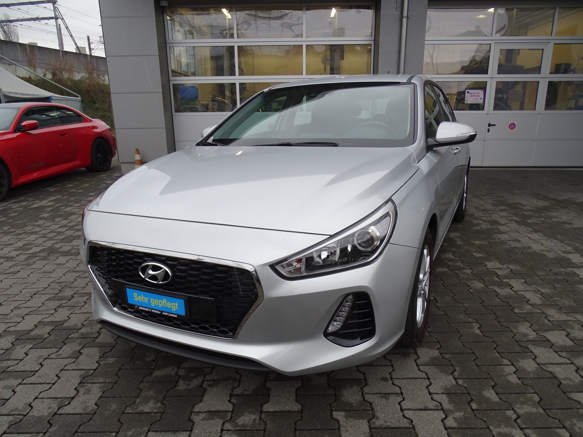 HYUNDAI i30 1.4 Pica-image-19